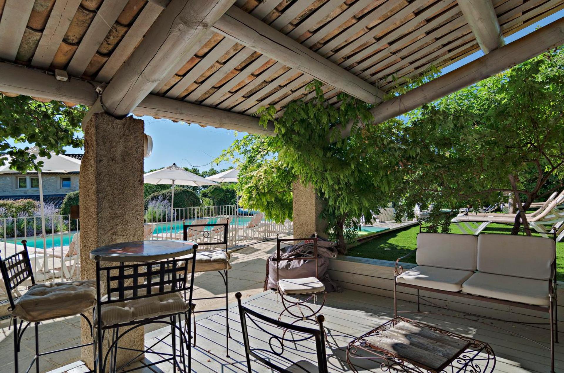 Le Mas Du Pont Roman