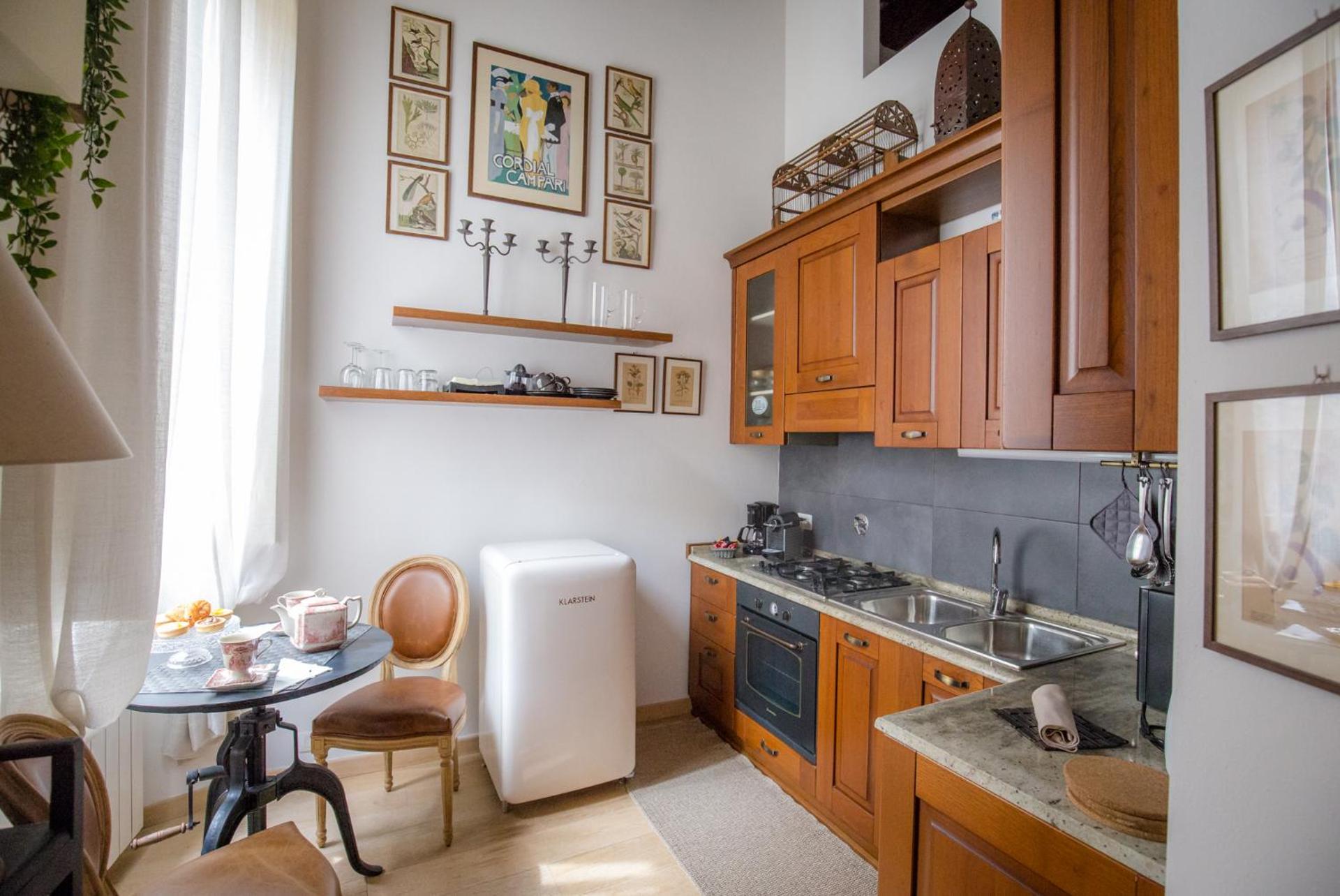 Kitchen or kitchenette