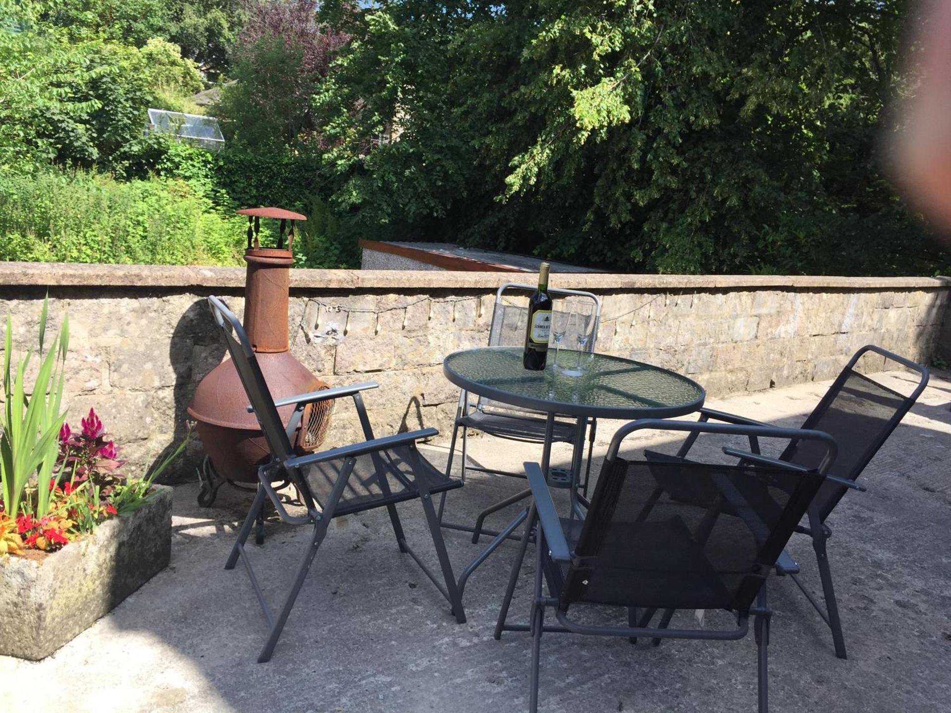 Apartment close to Pavilion gardens