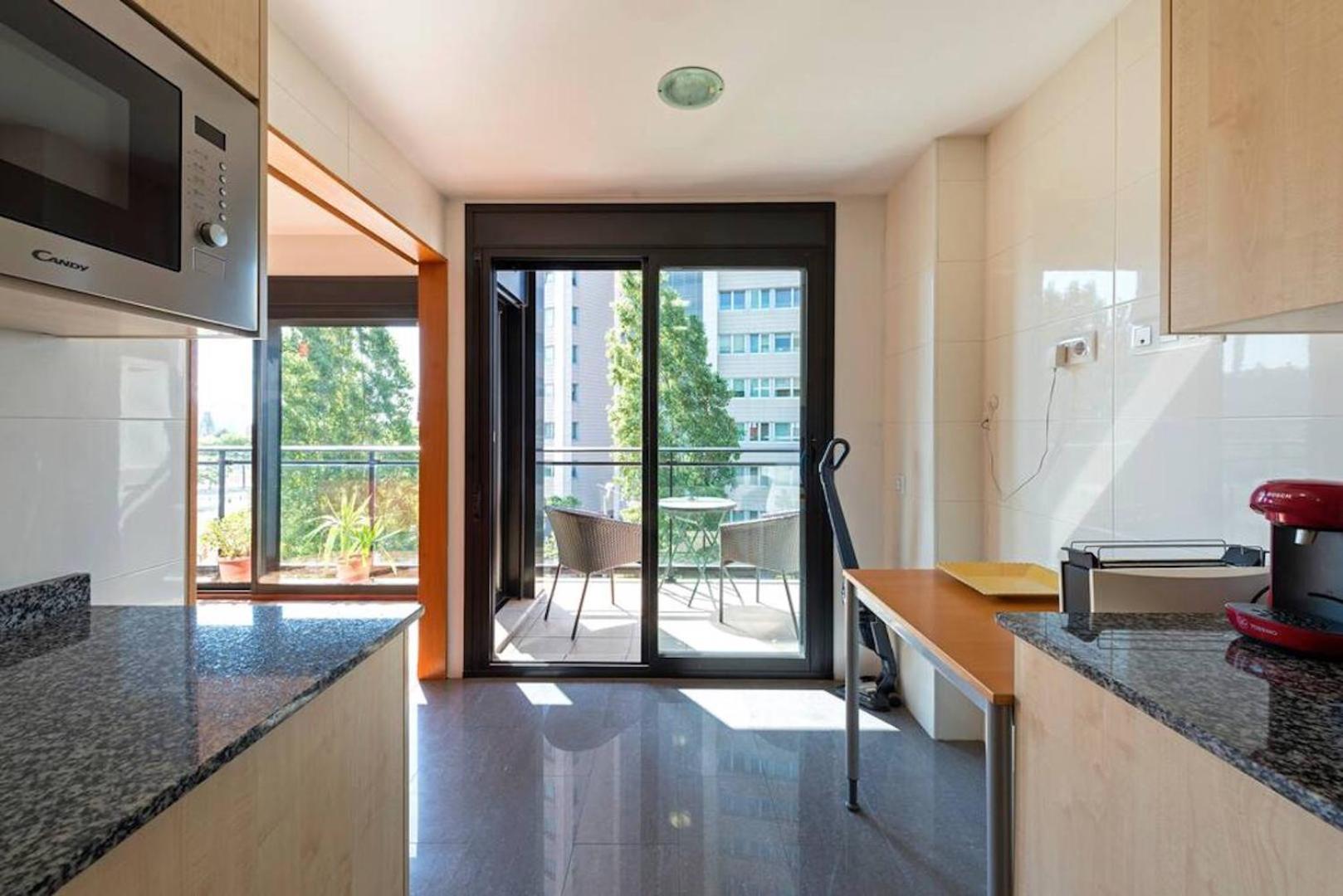 Kitchen or kitchenette