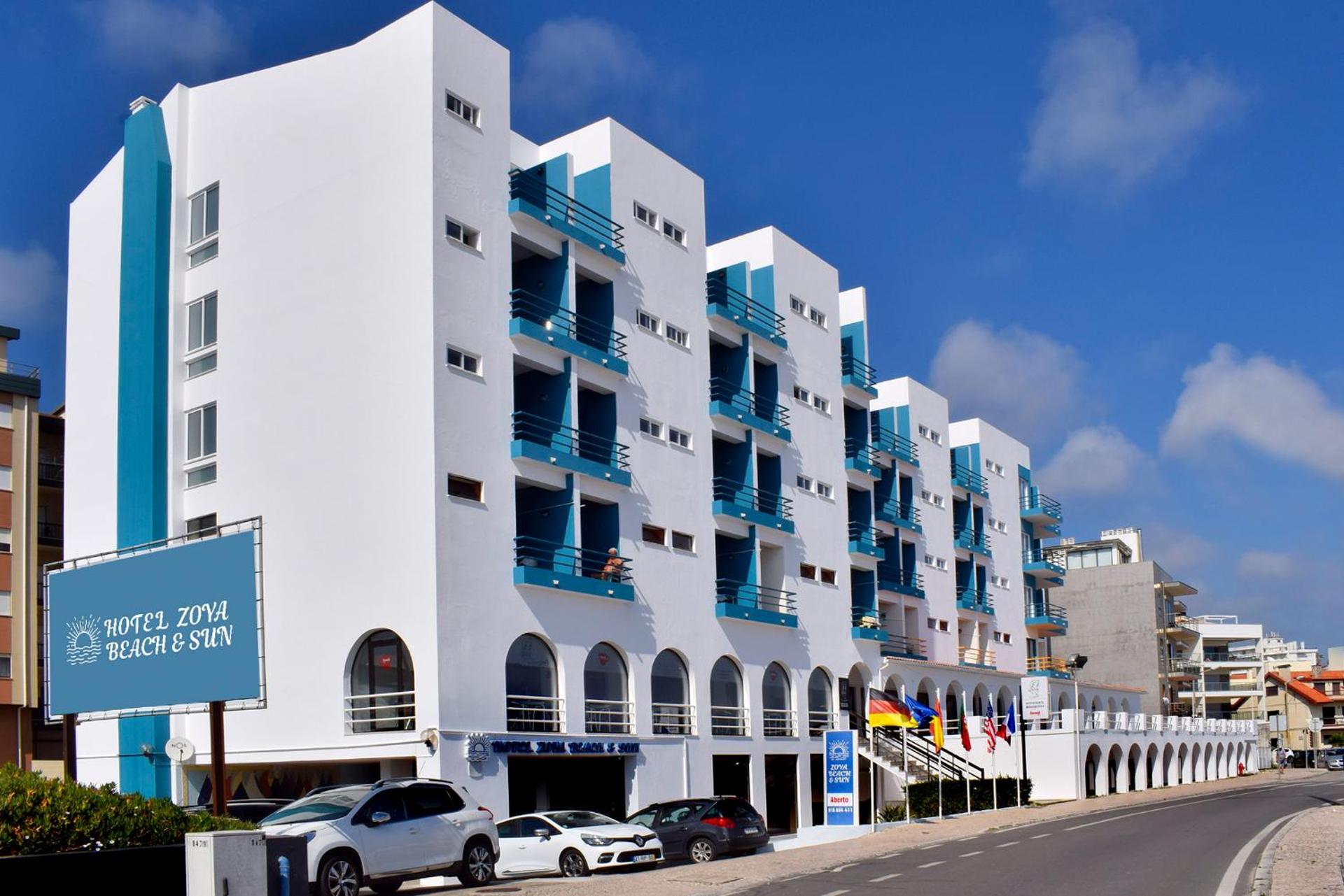 THE FOZ Beach Hotel