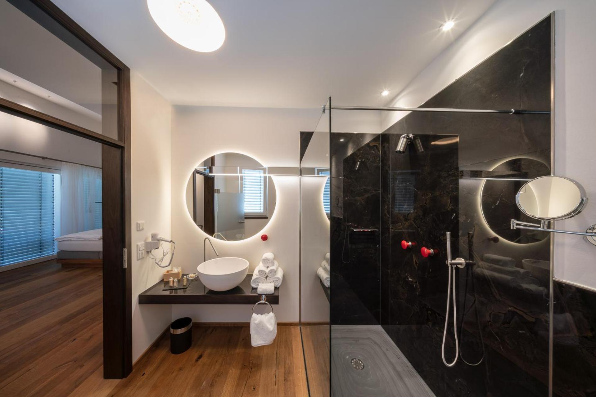 MotelplusHotel BiggeSeeFront