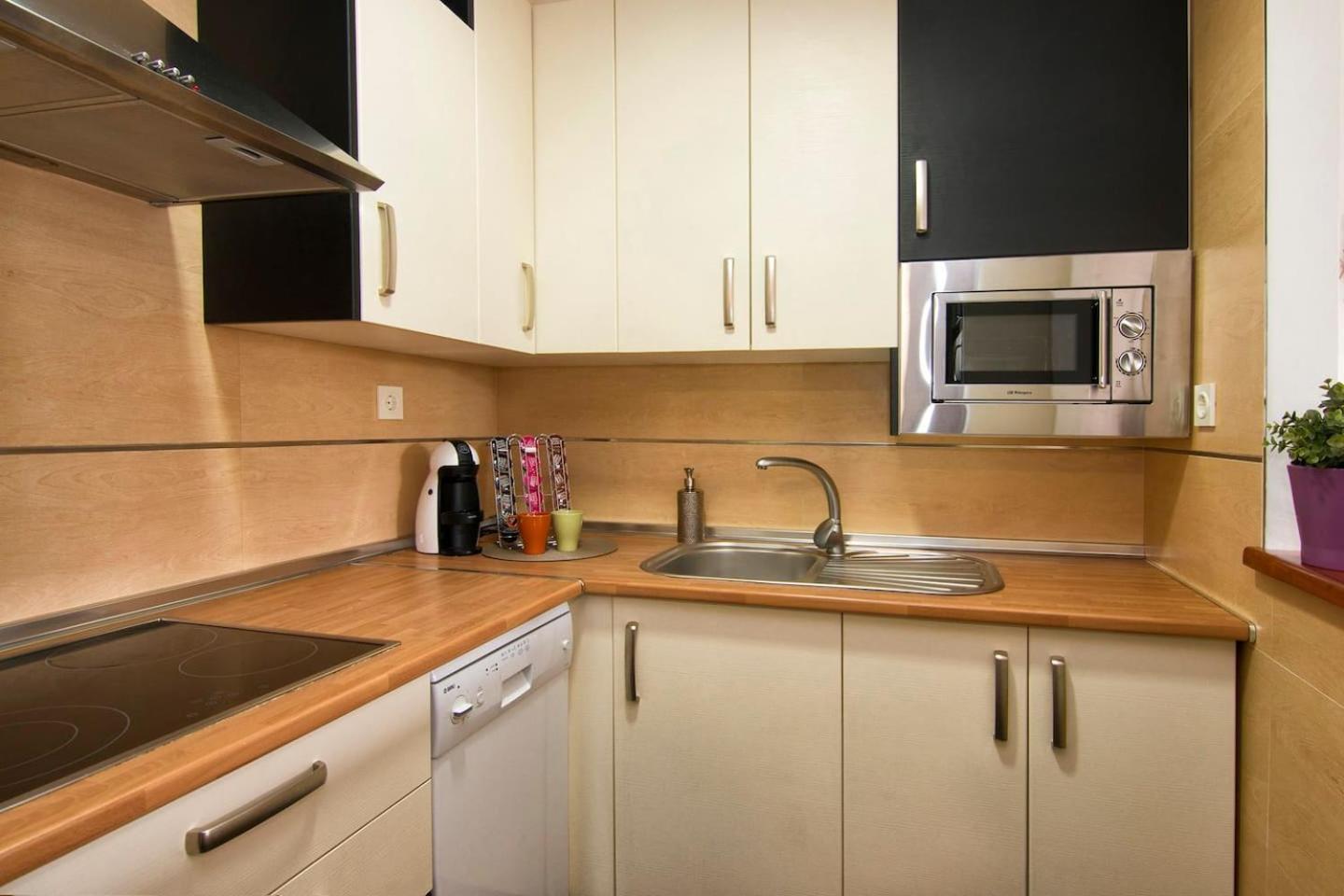 Apartamento Fórum-Ciencias con Piscina, Gym & Parking