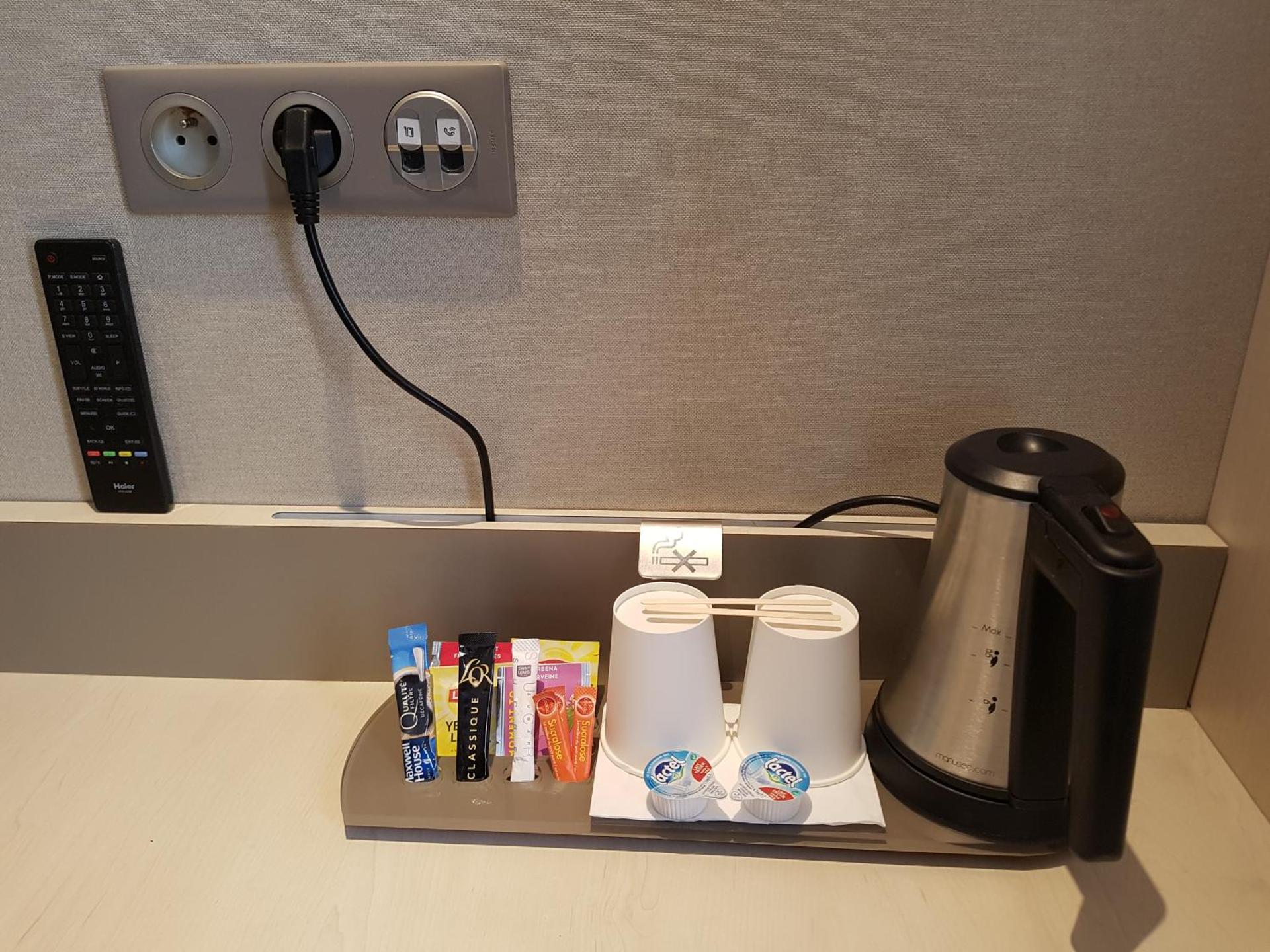 Coffee/tea facilities