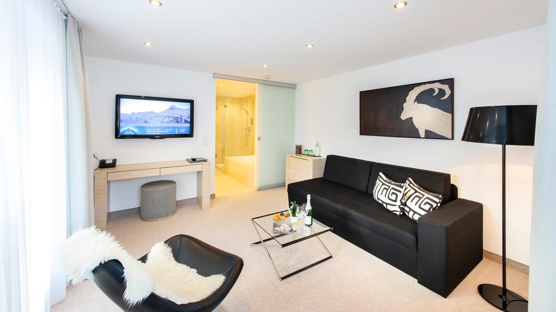 Photo of the whole room