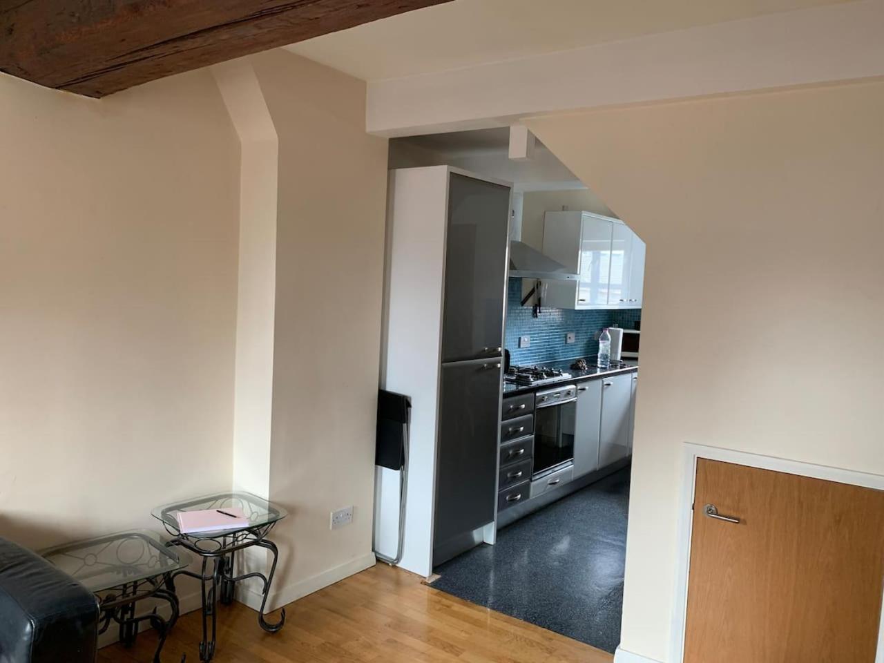 2 Bed Duplex Penthouse Apartment by Mathew Street Sleeps 6