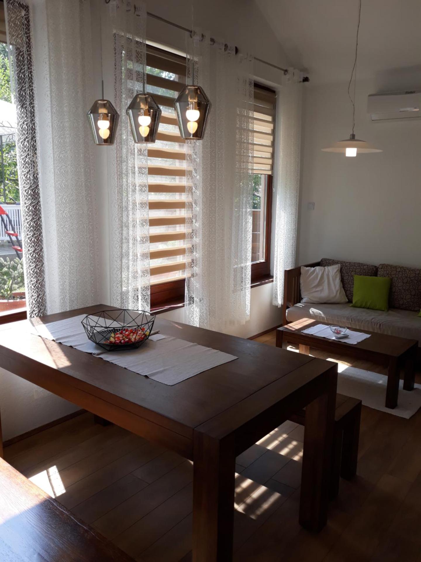 Apartments and Rooms Štefanac