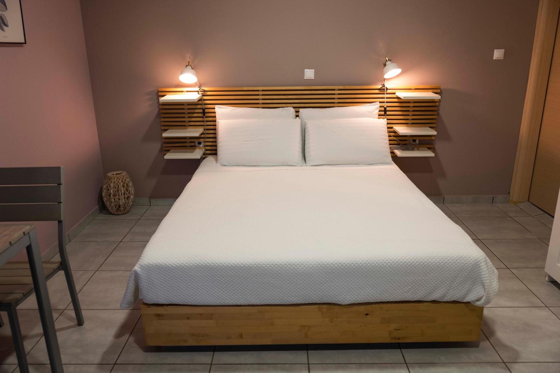 Apartment with Garden View