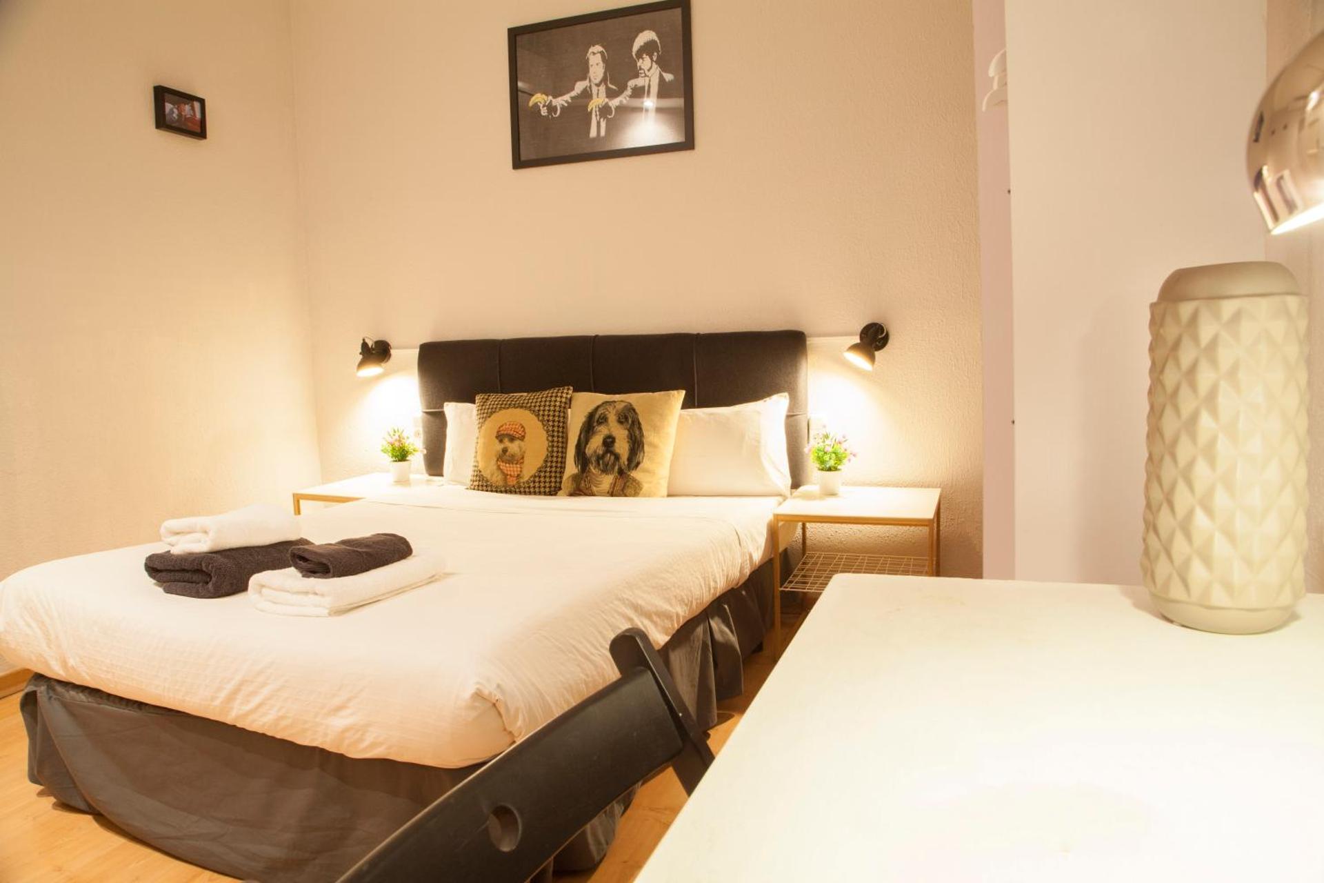 Standard Double Room with Shared Bathroom