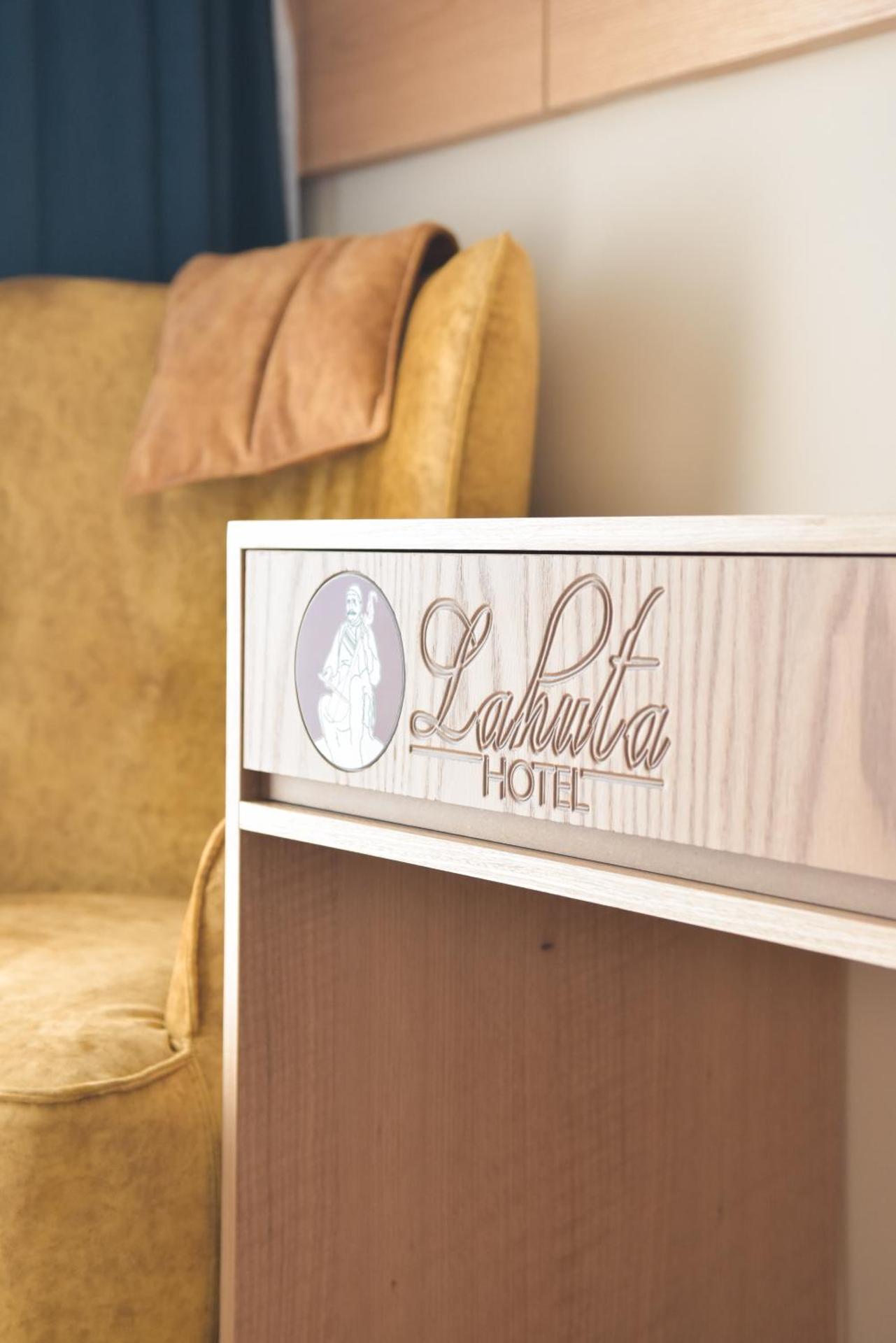 Hotel Lahuta