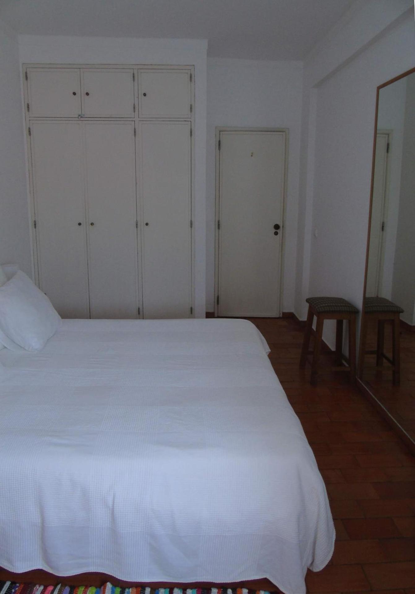 Cantinho Das Estrelas, Luz Lagos