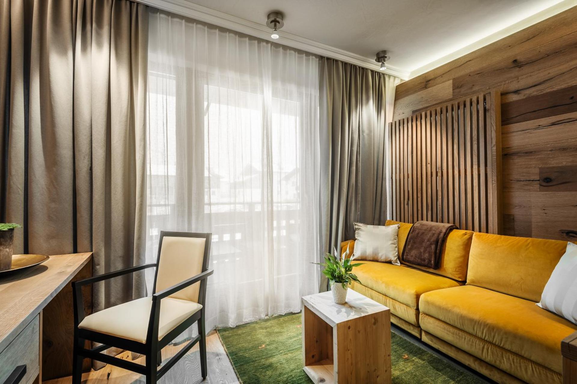 Junior Suite with Balcony