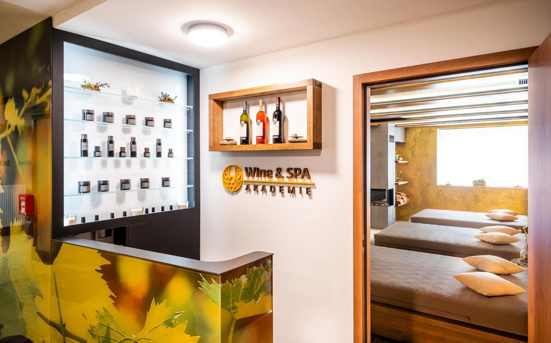 Spa and wellness centre/facilities