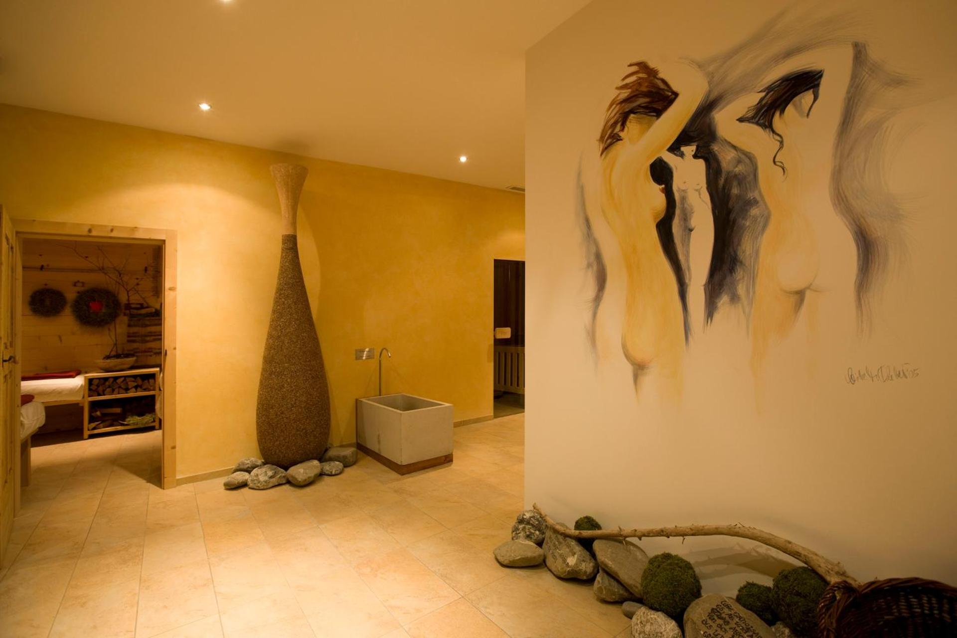 Spa and wellness centre/facilities