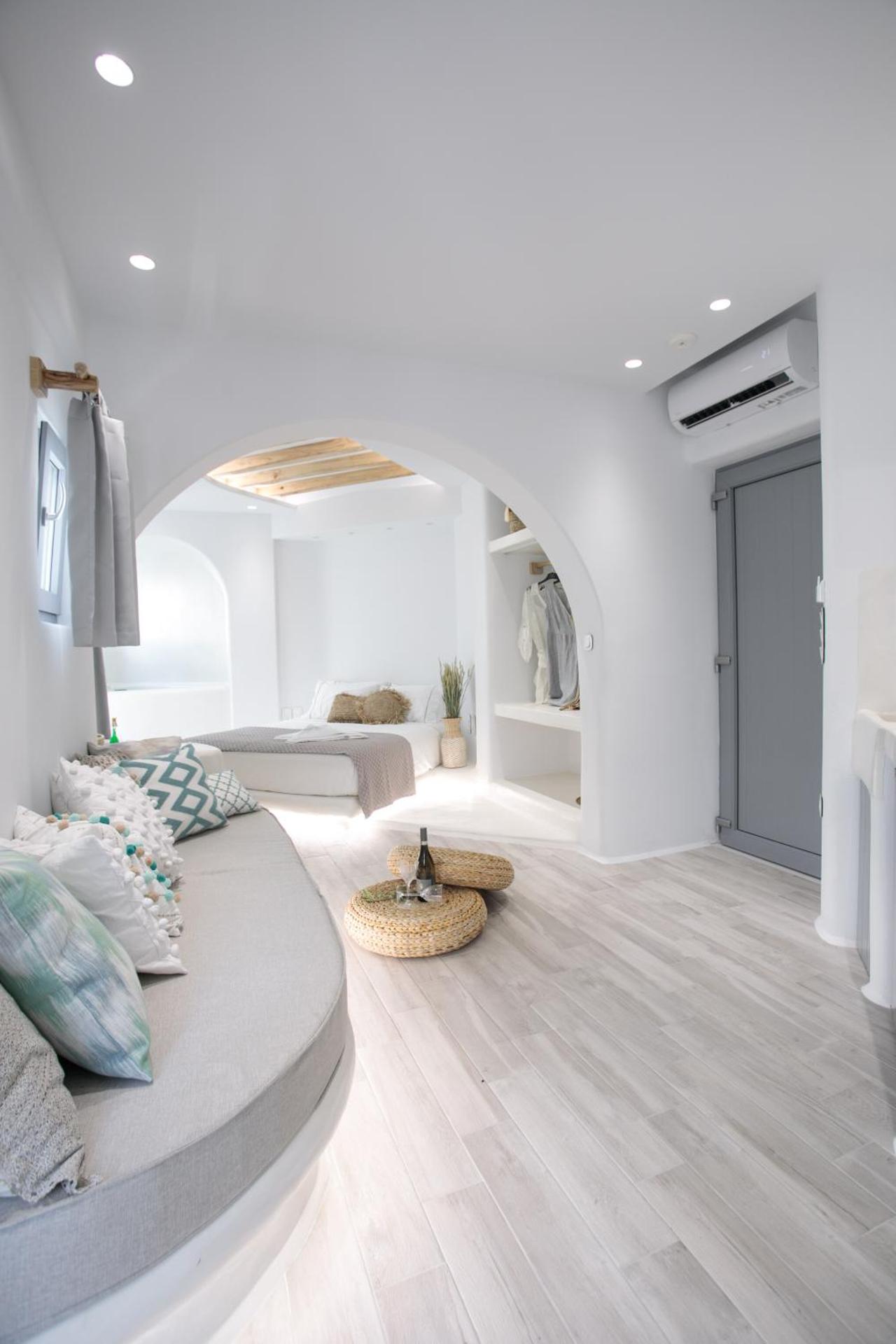 Majestique of Naxos luxury suites