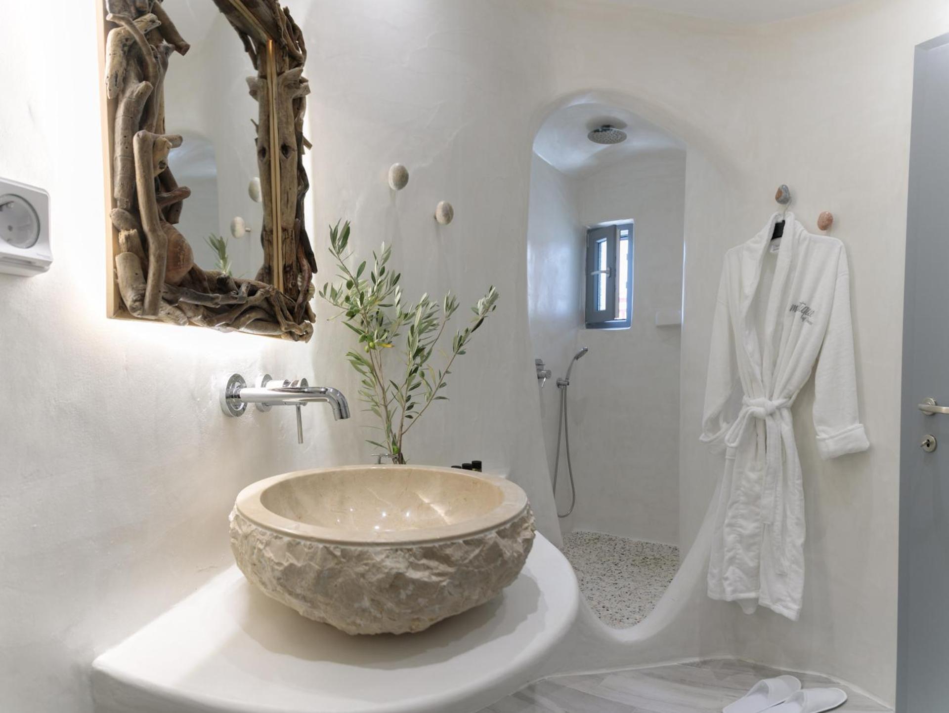 Majestique of Naxos luxury suites