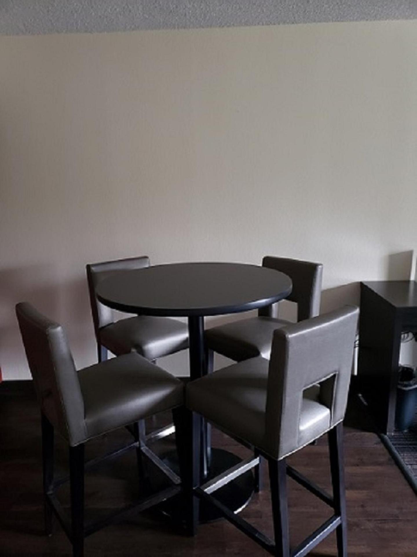 Club Hotel Nashville Inn & Suites