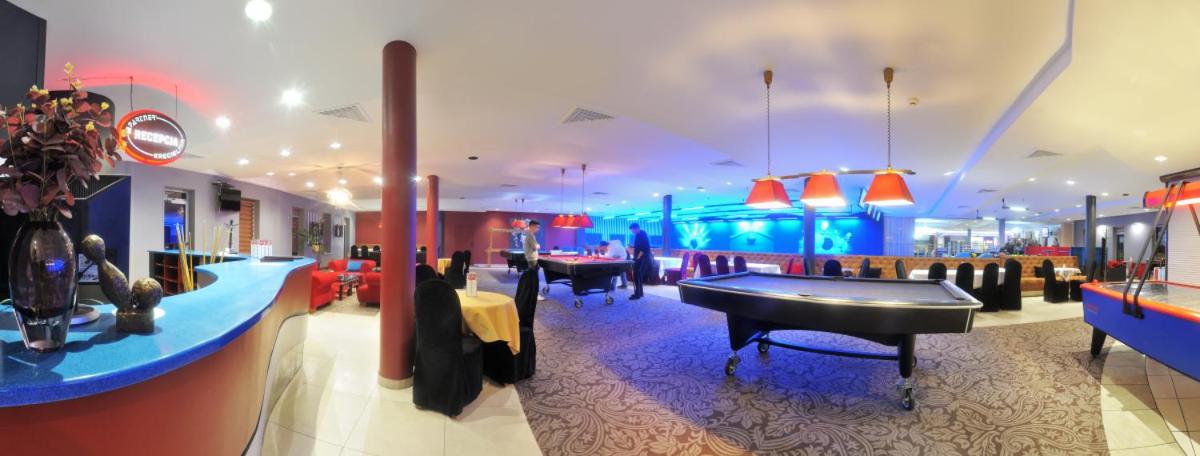 Restaurant/places to eat