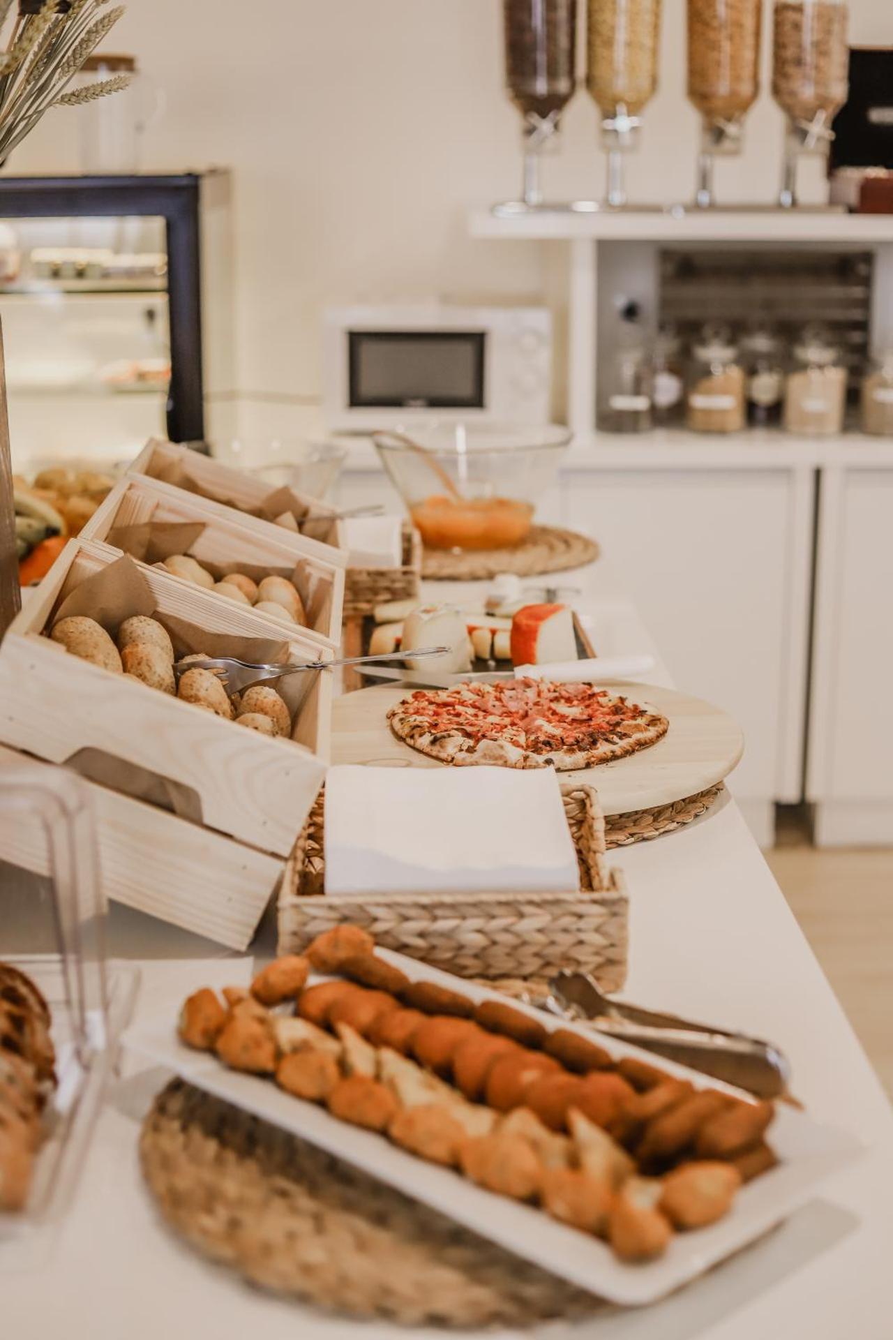 Continental breakfast