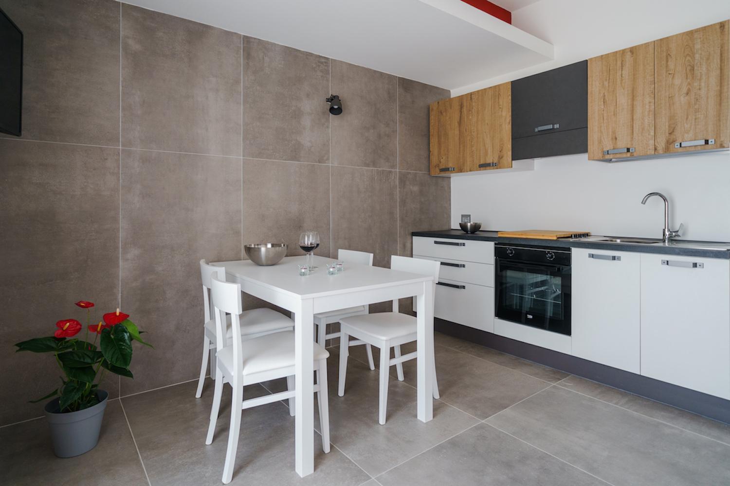 Kitchen or kitchenette