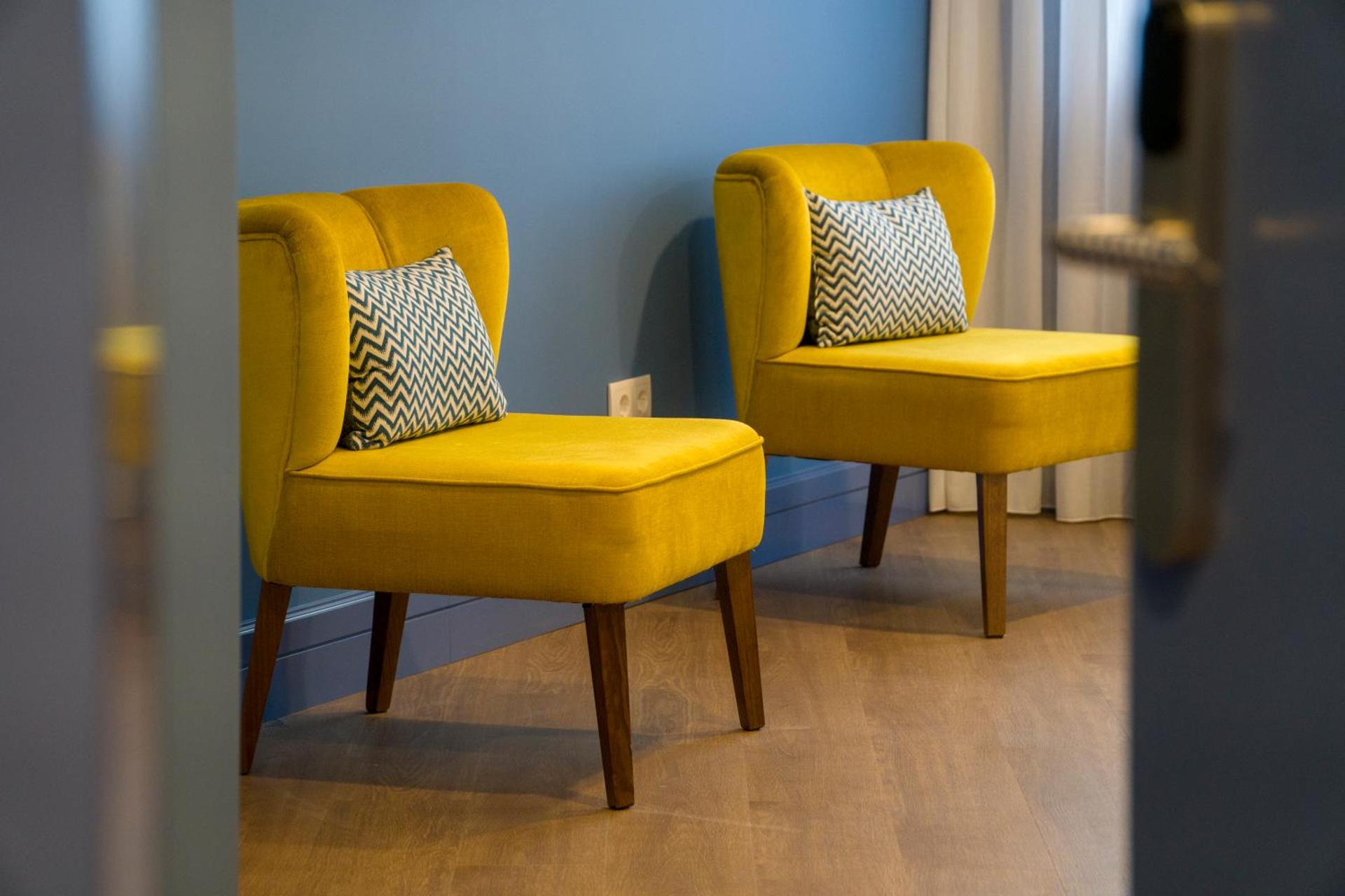 Family Room with Shower