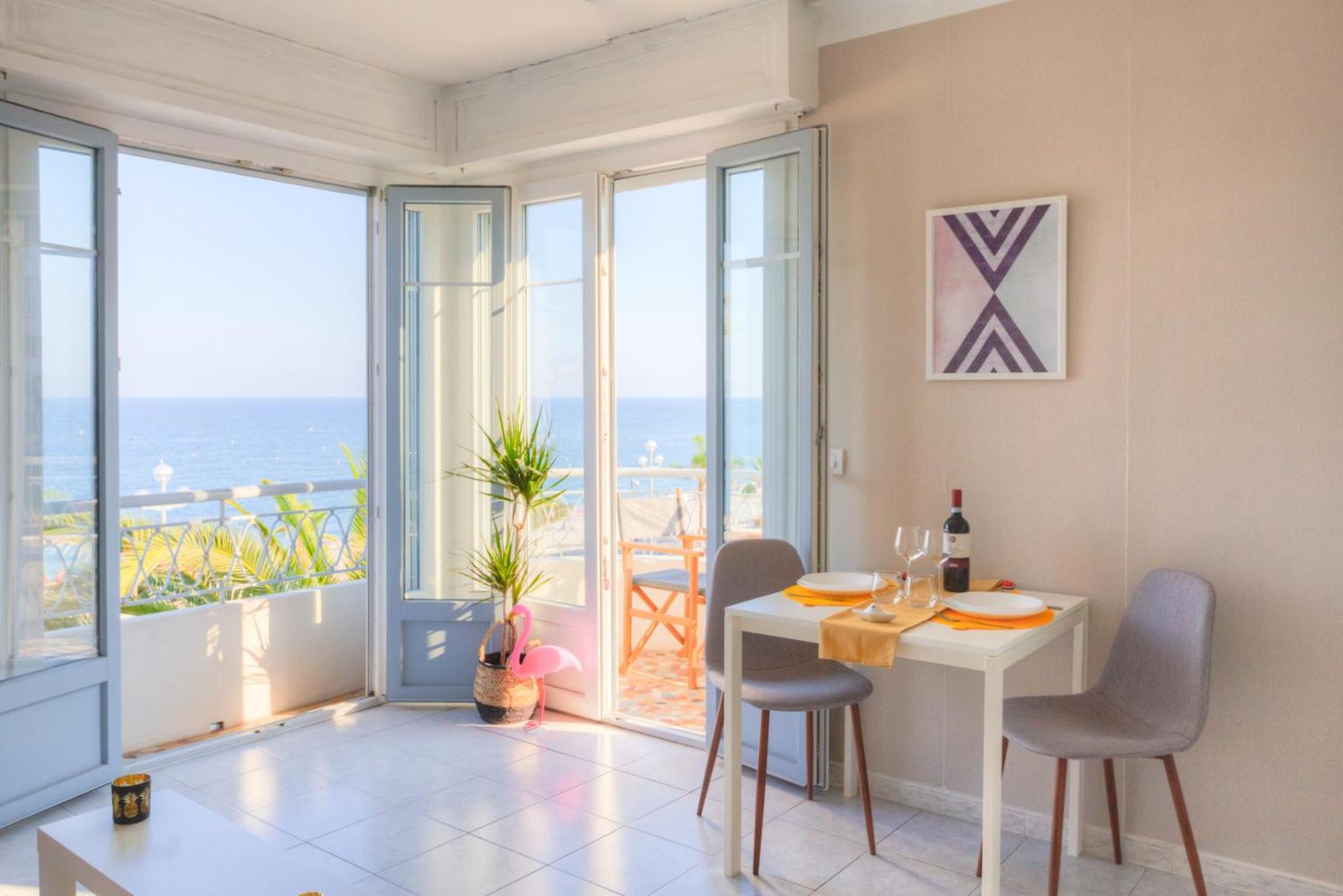 #23 Henry IV Vue Panoramique Mer AC & Bright