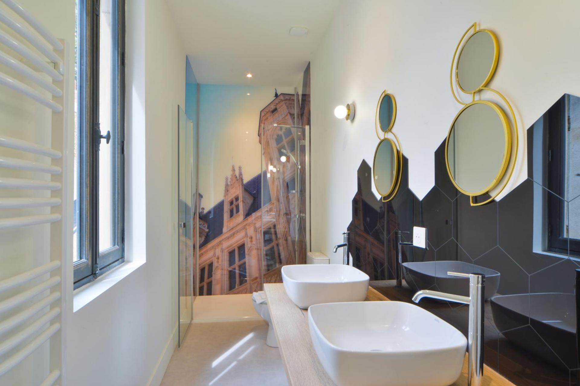 Puits de Jouvence, au coeur des commerces