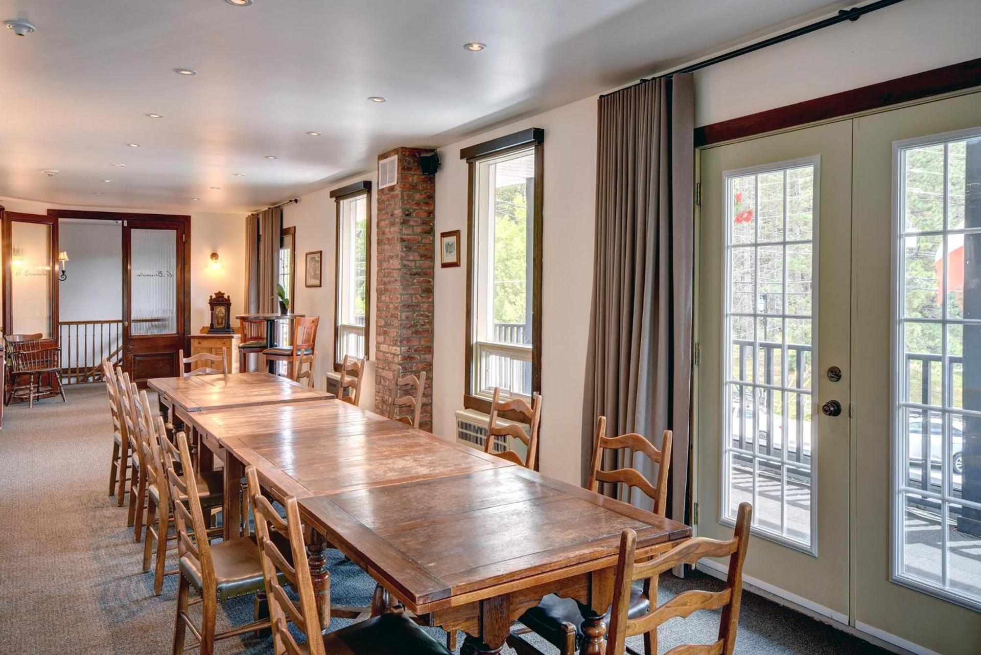 Banquet/Function facilities