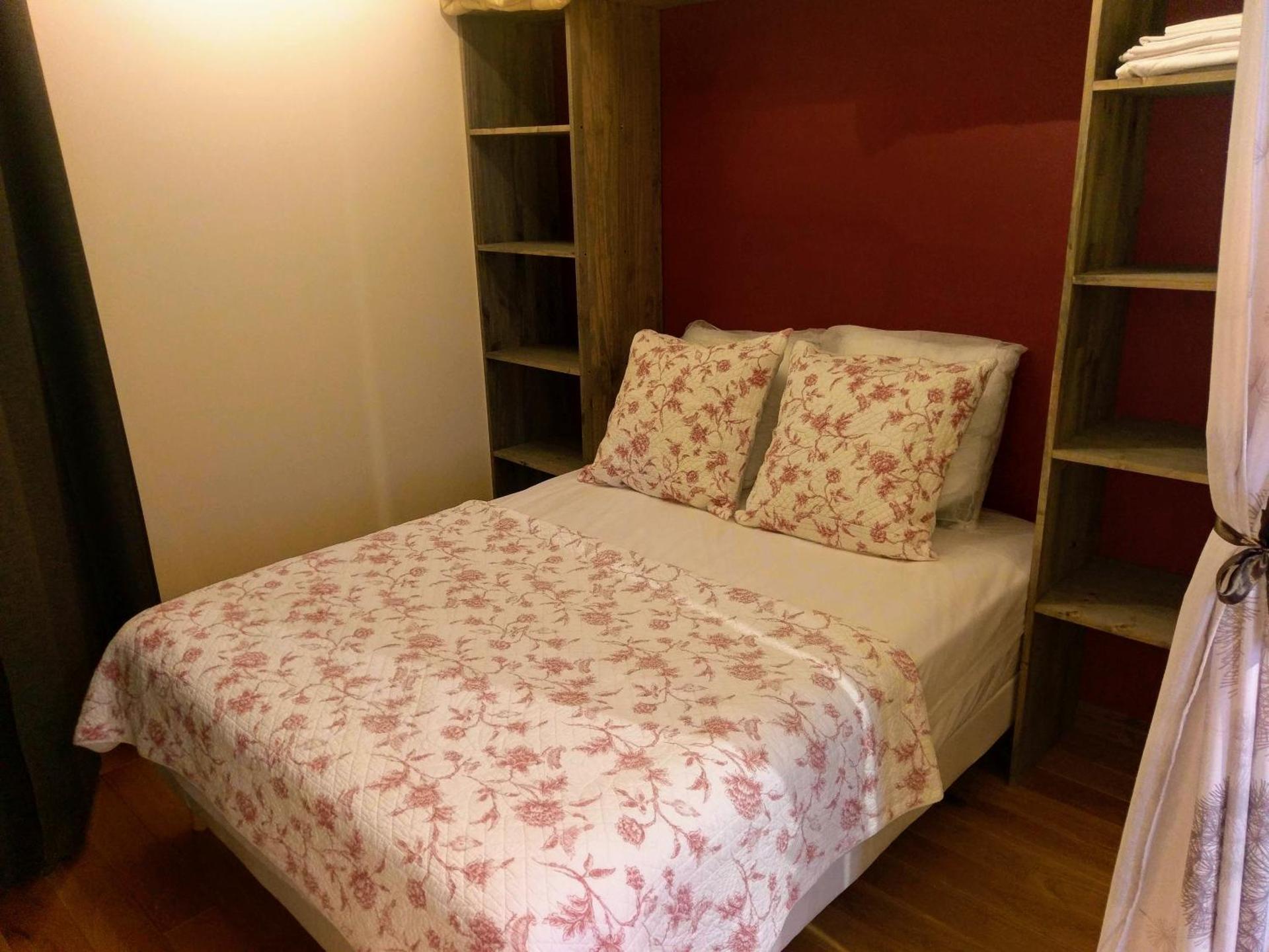 Apartment - Coquelicot