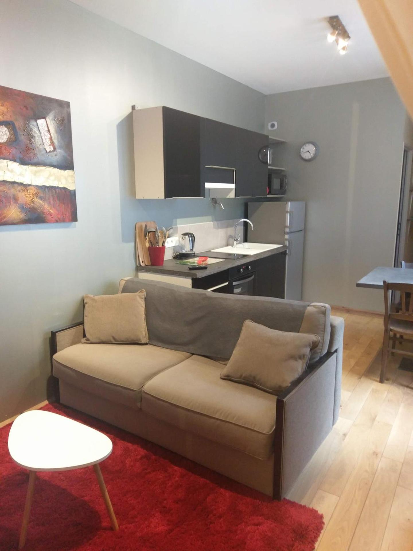 Apartment - Coquelicot