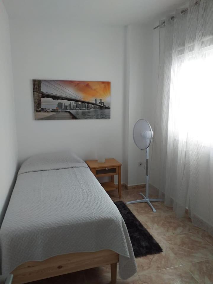 CÉNTRICO Y AGRADABLE PISO EN SANTA CRUZ DE TENERIFE