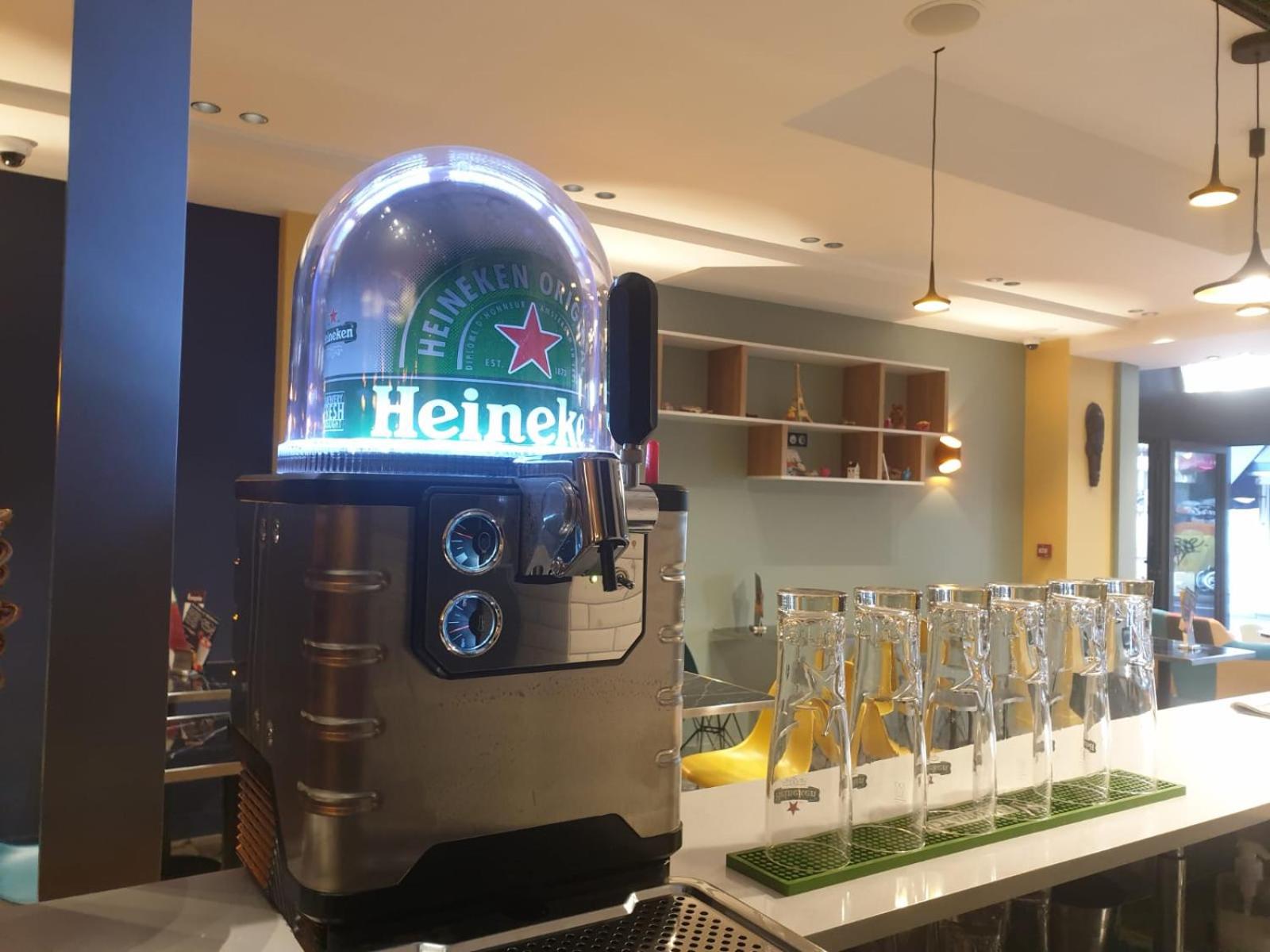 Hotel PARIS GAMBETTA- PANAMHOTEL-PERE LACHAISE