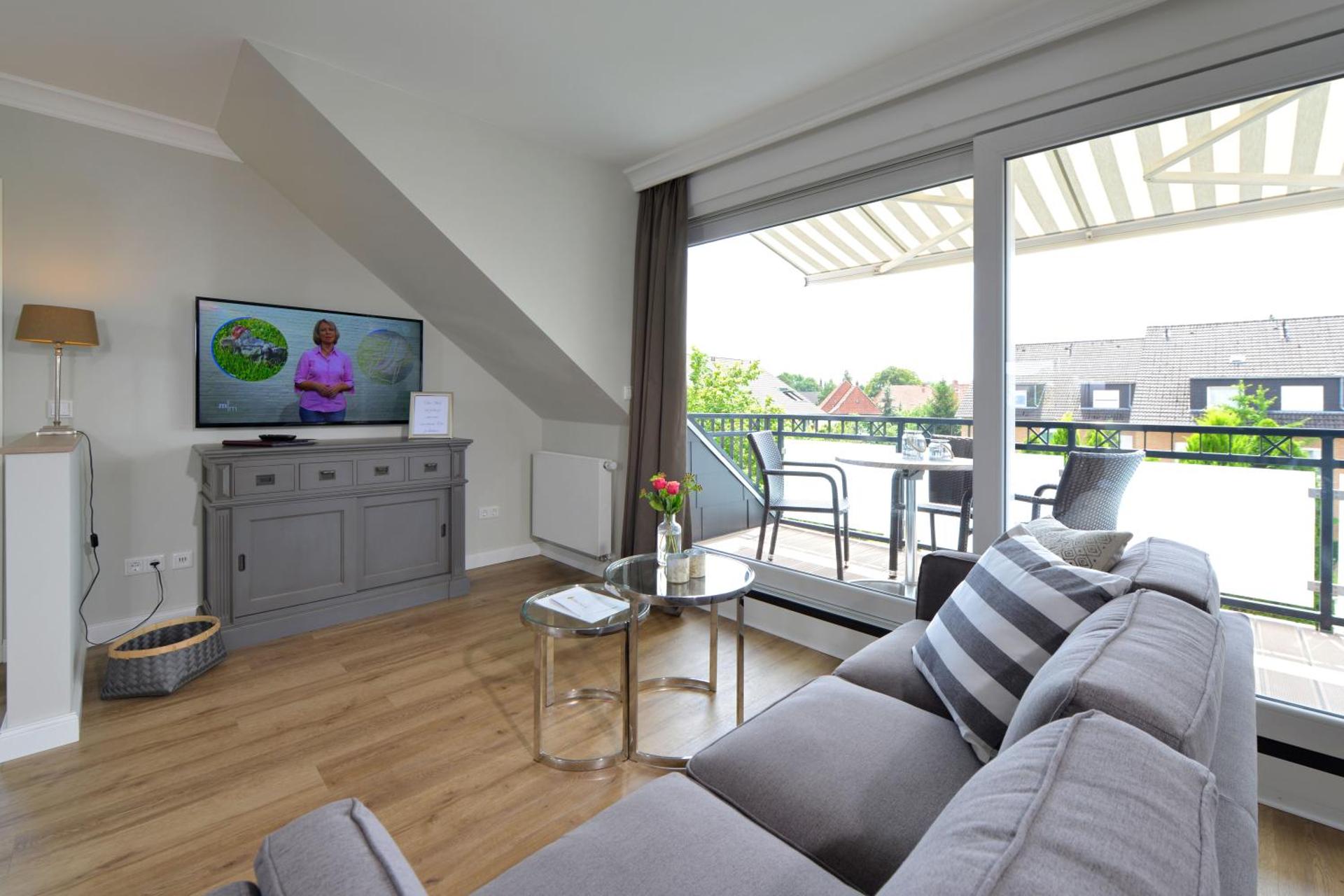 Communal lounge/ TV room