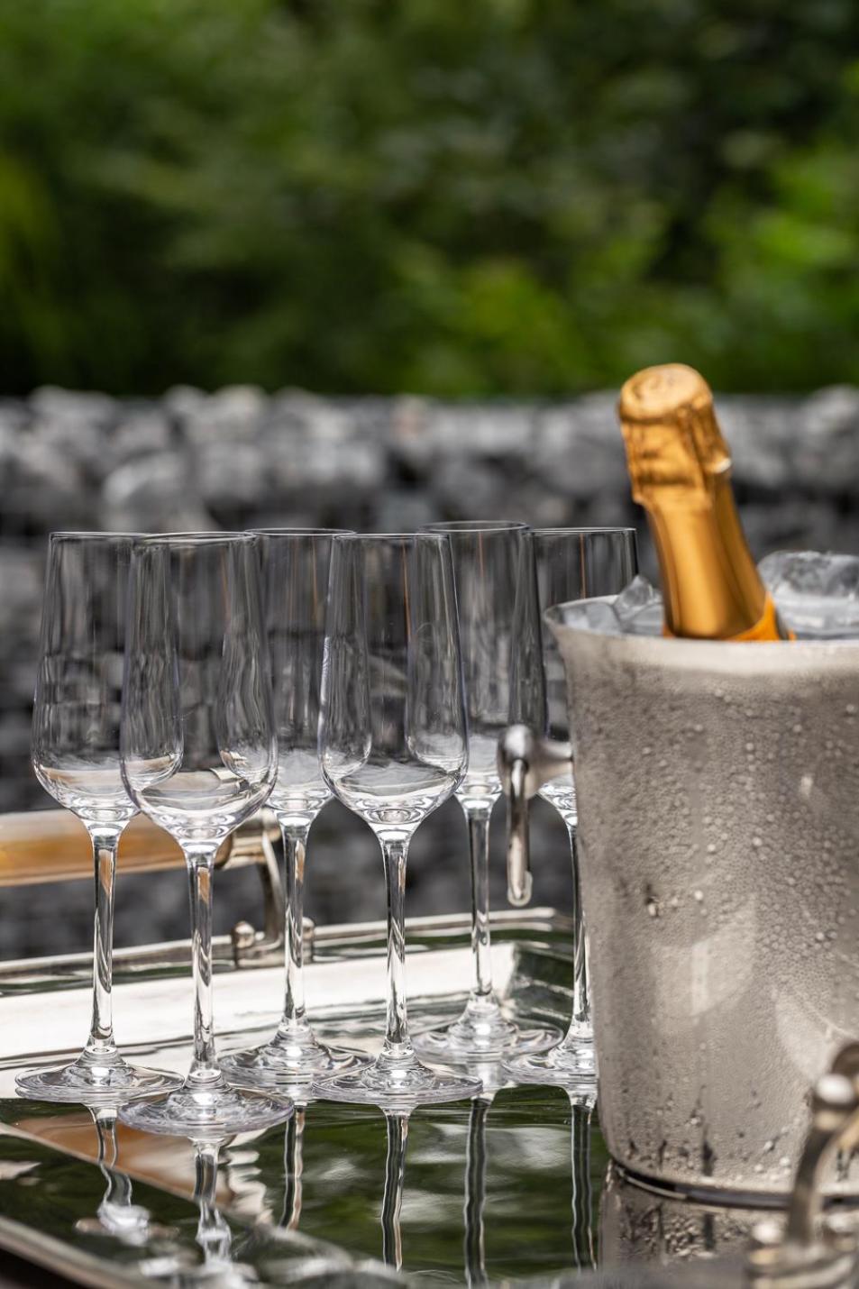 La Villa des Sources à 500 mètres du circuit