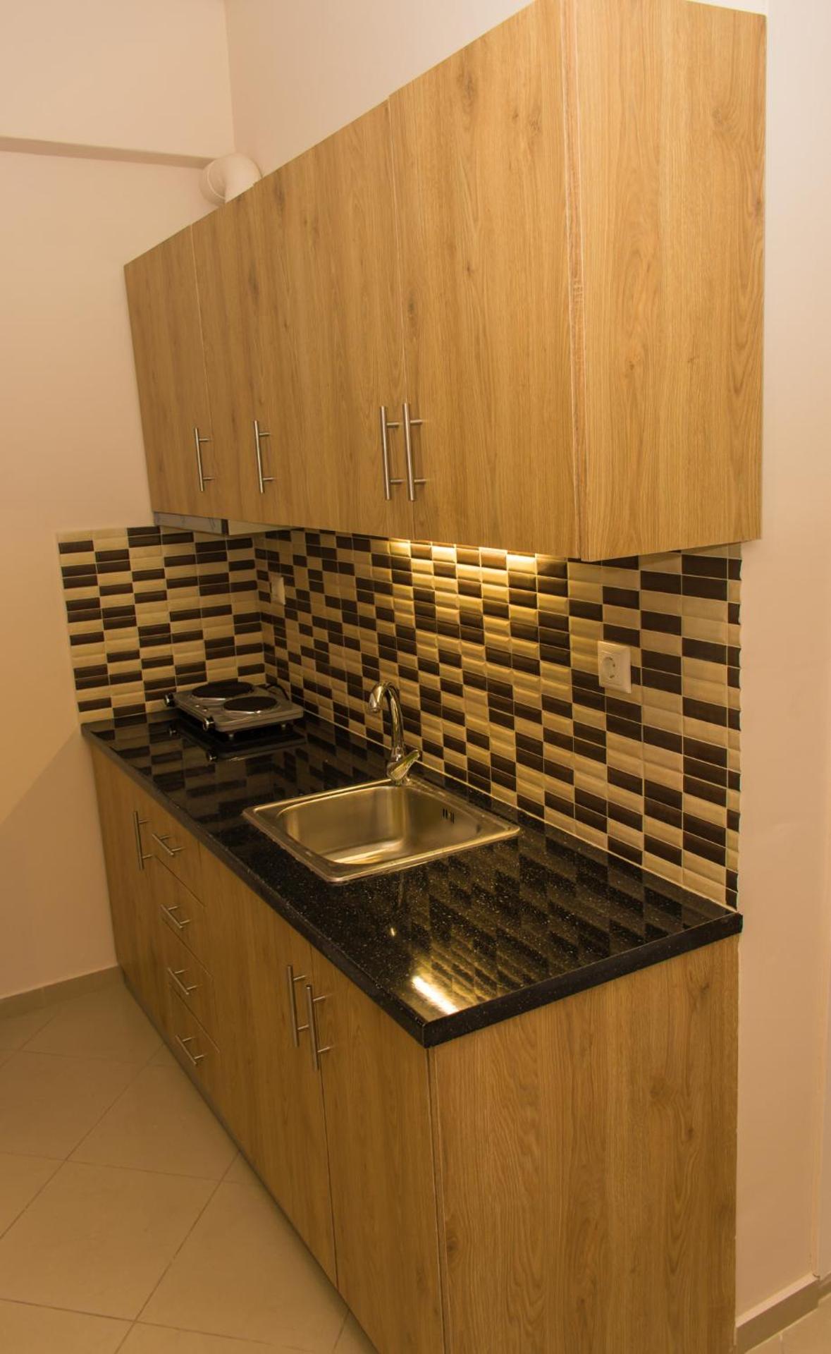 Central Luxury Studio