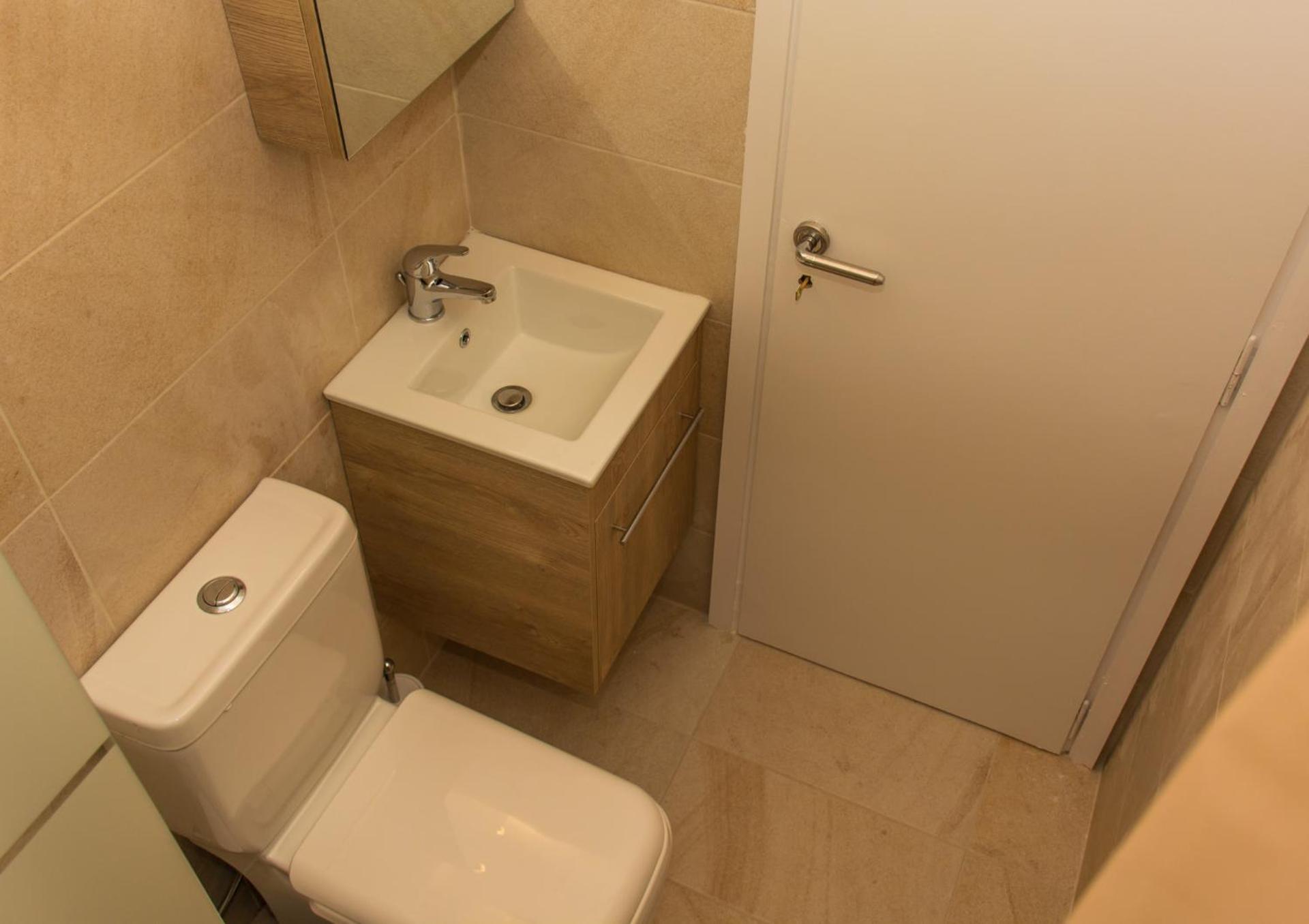 Central Luxury Studio