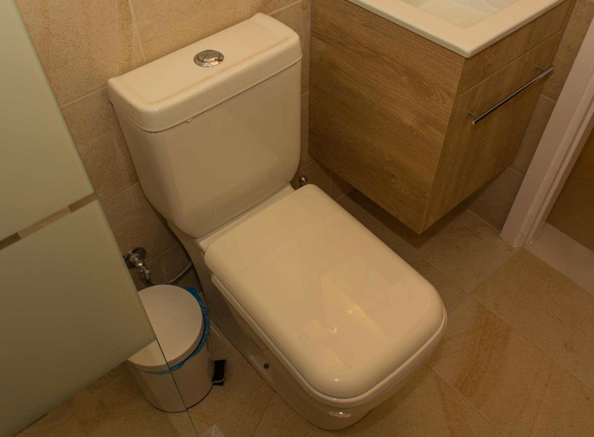 Central Luxury Studio