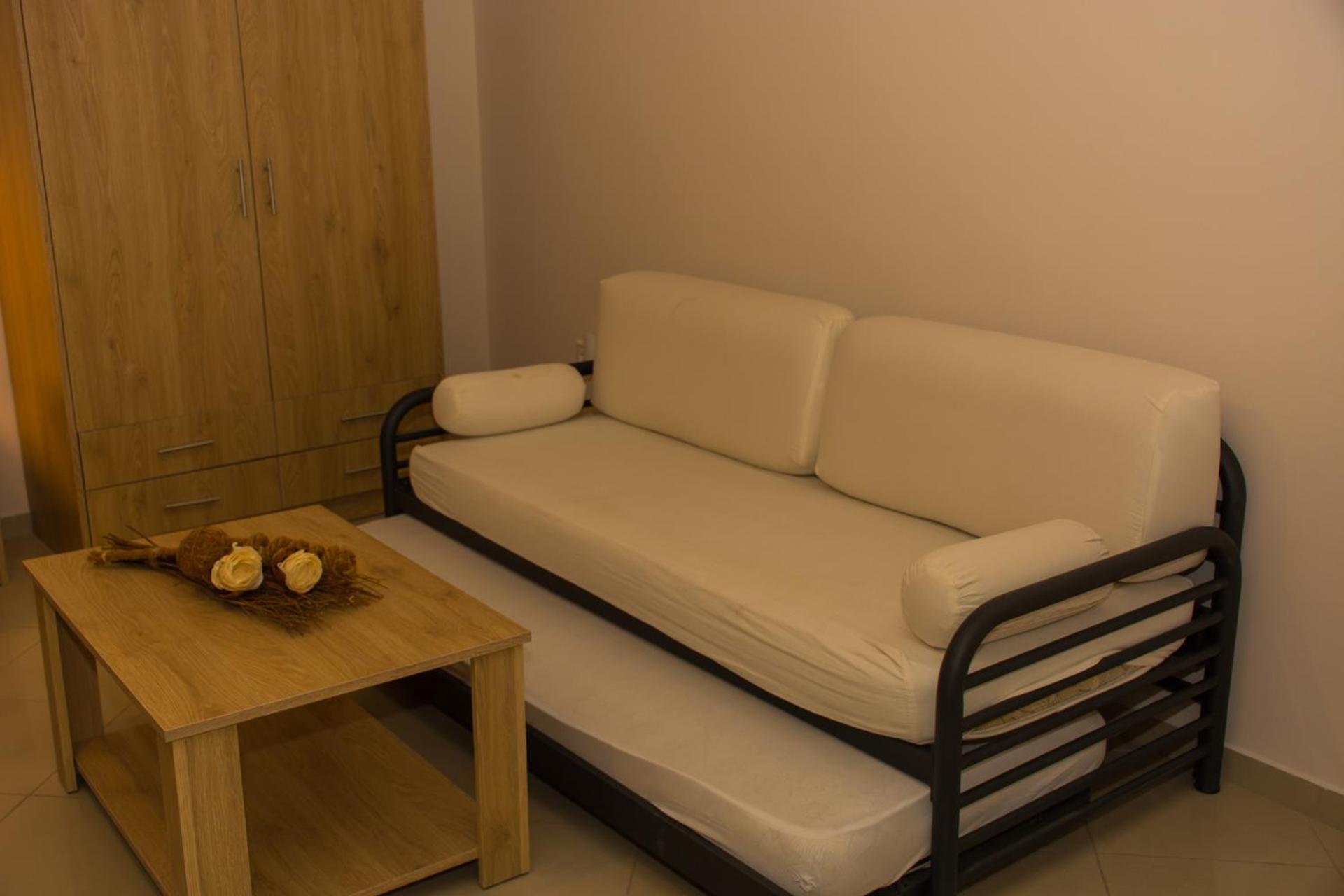 Central Luxury Studio