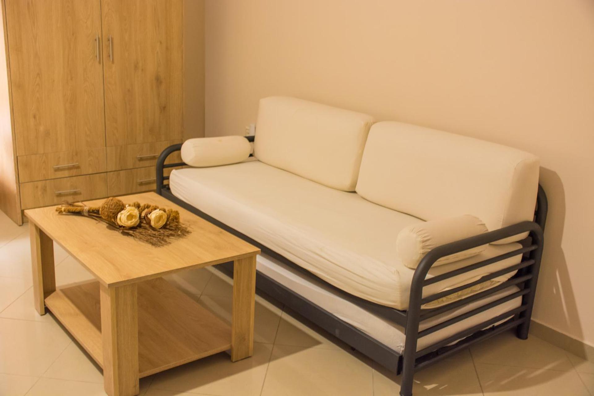 Central Luxury Studio