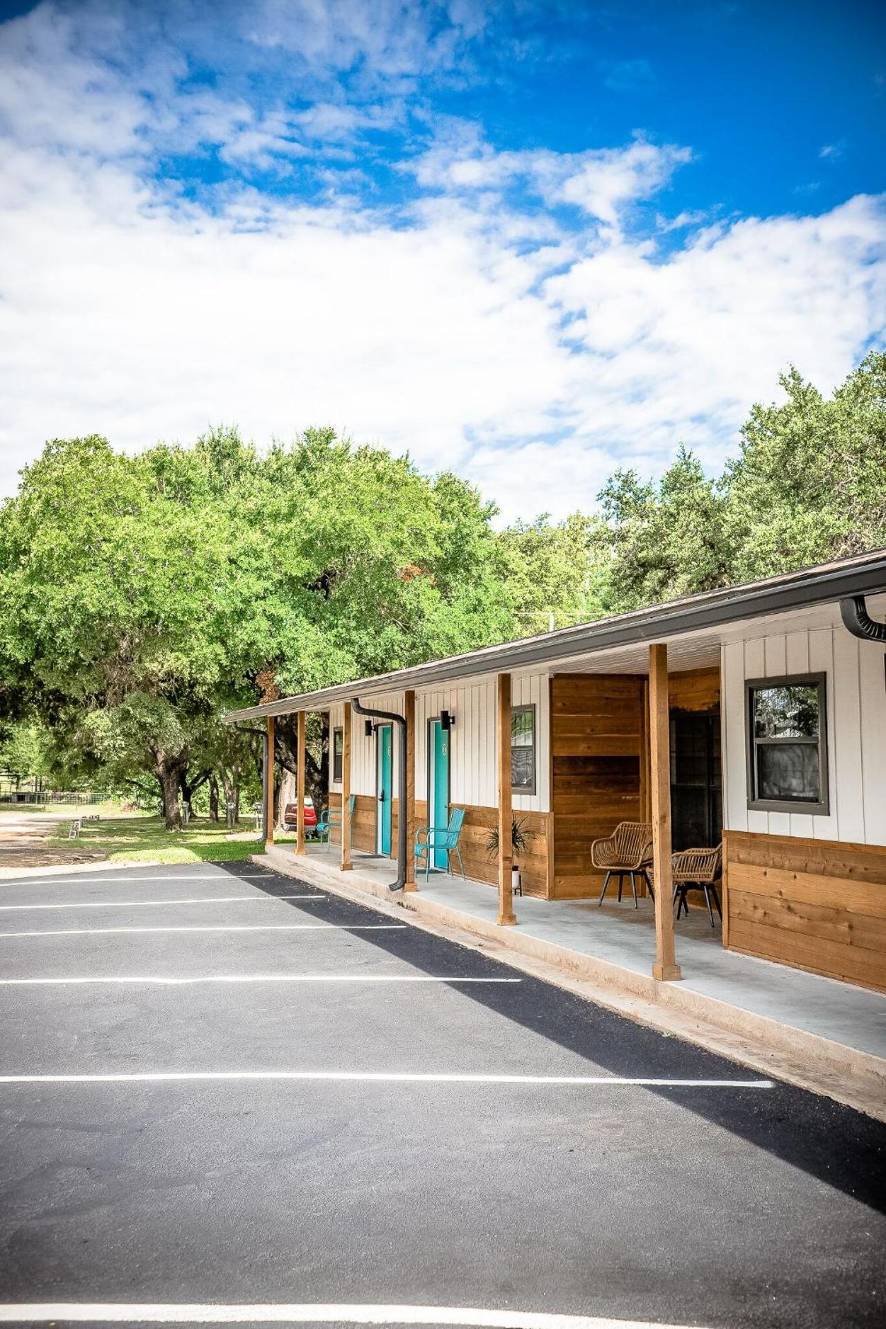 Stonewall Motor Lodge