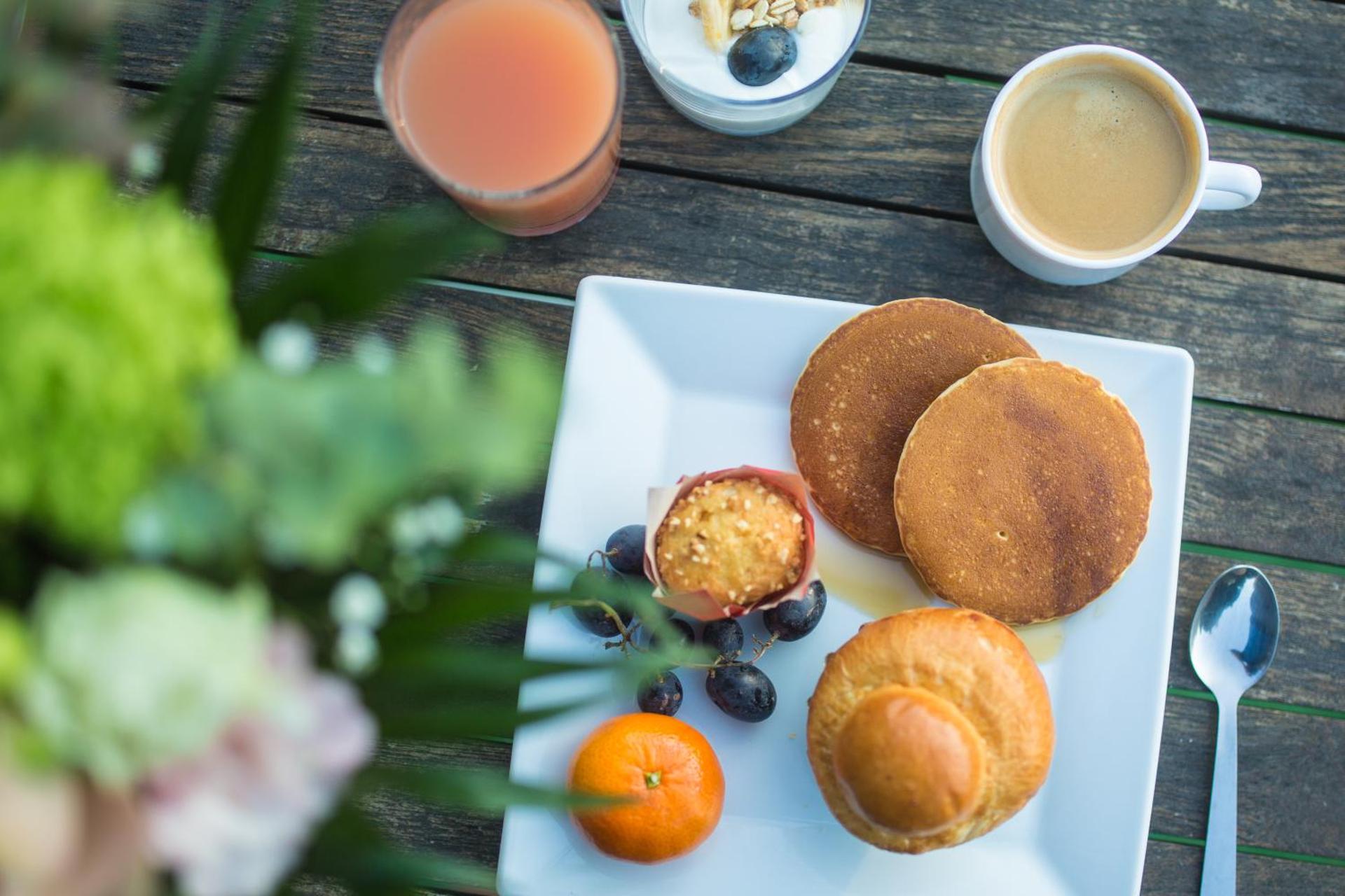 Continental breakfast