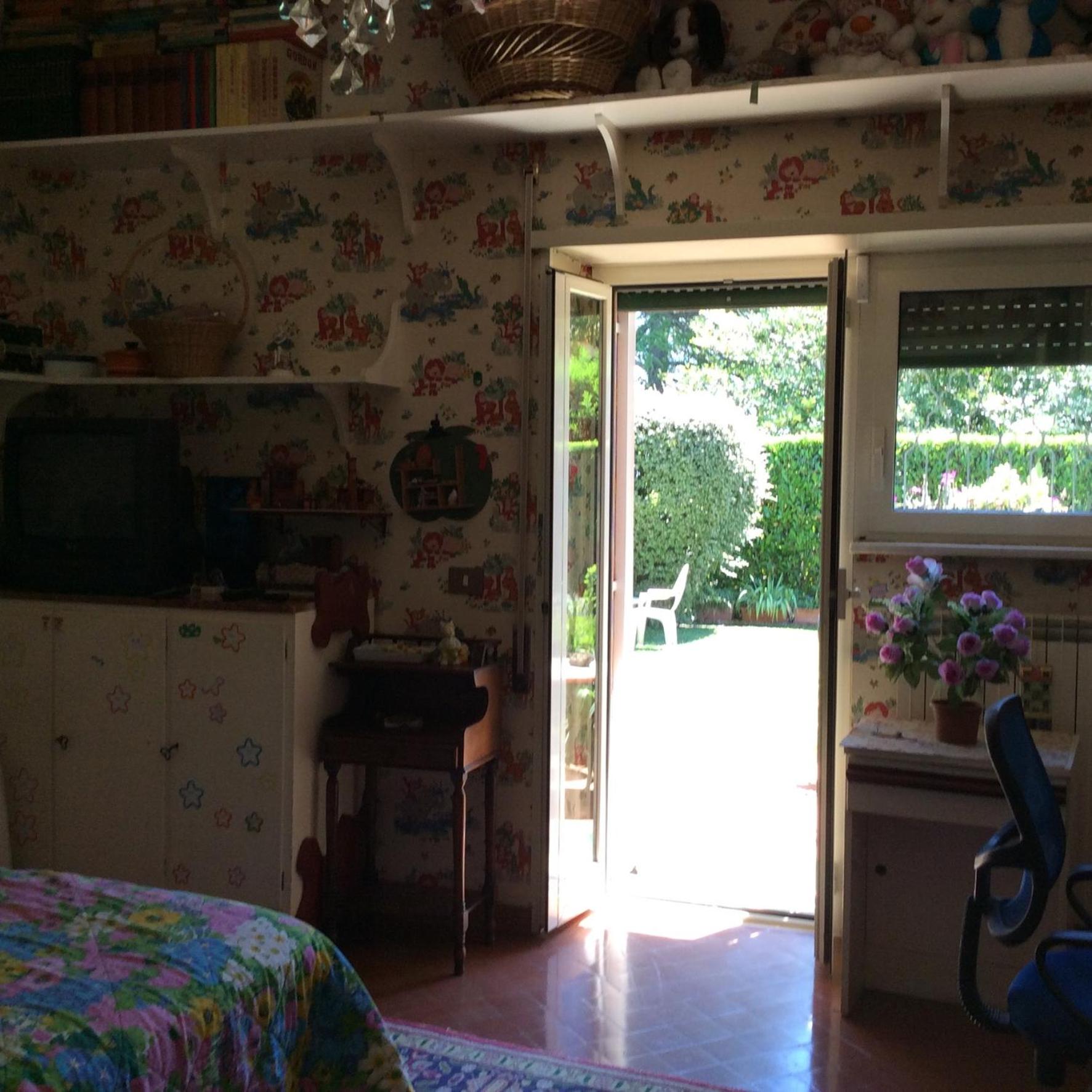 Villa Nanda a 15 minuti da Roma piscina esclusiva , villa nella natura