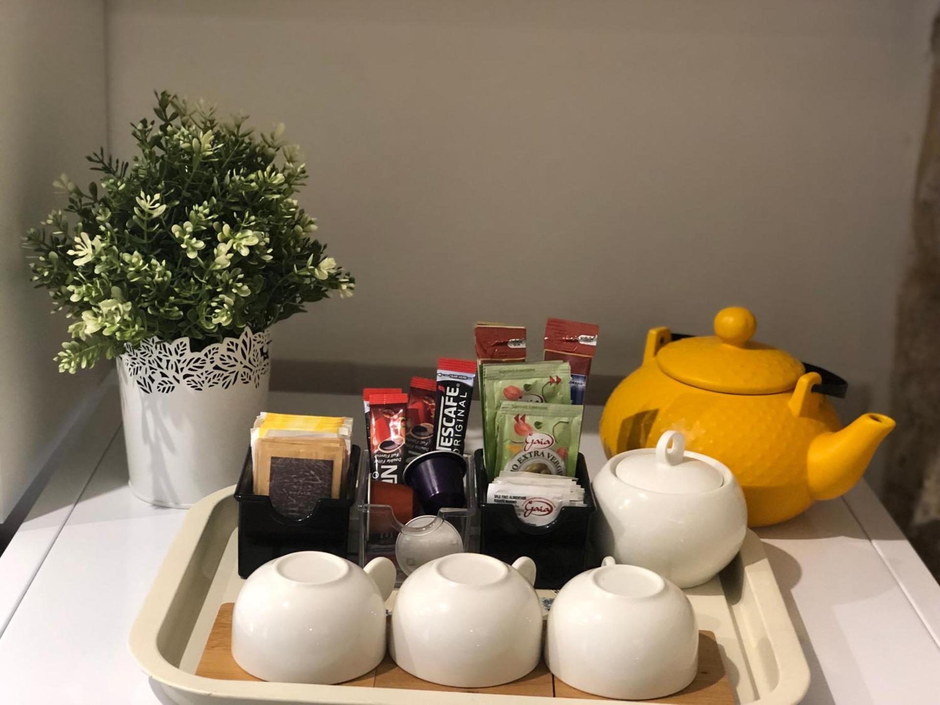 Coffee/tea facilities