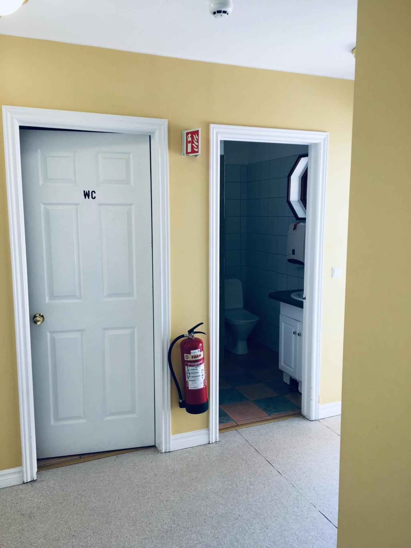 Double or Twin Room with Shared Bathroom