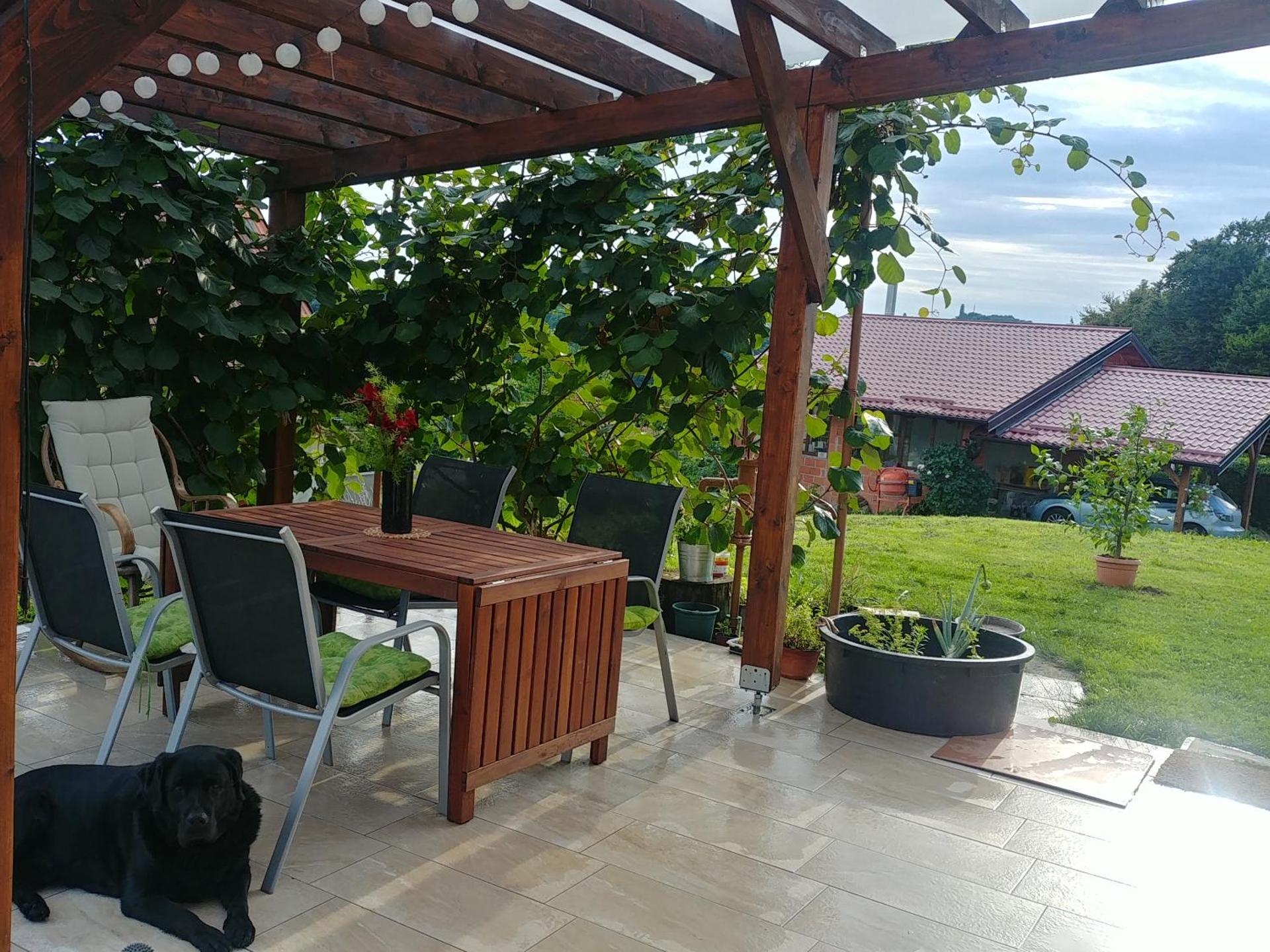 Two-Bedroom Deluxe Apartment with Garden View