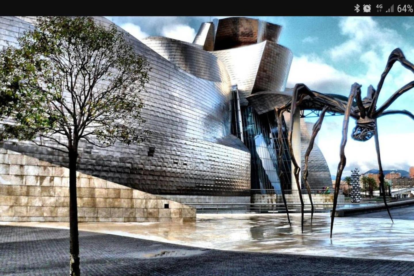 LAIA HOME GARAJE Y WIFI