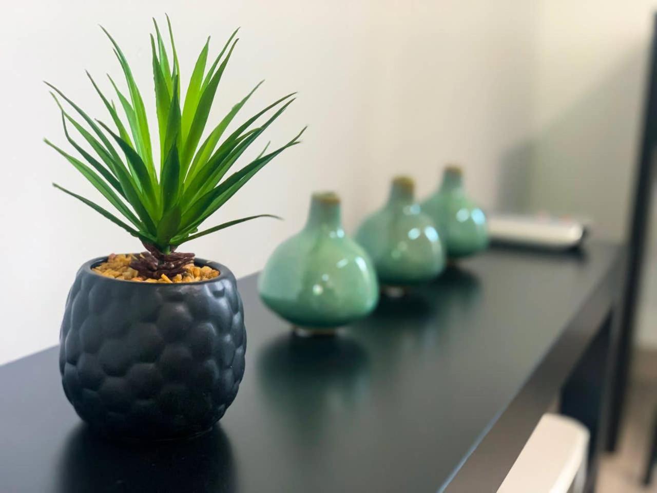 Joli studio avec jardin - Gare RER C -proche PARIS