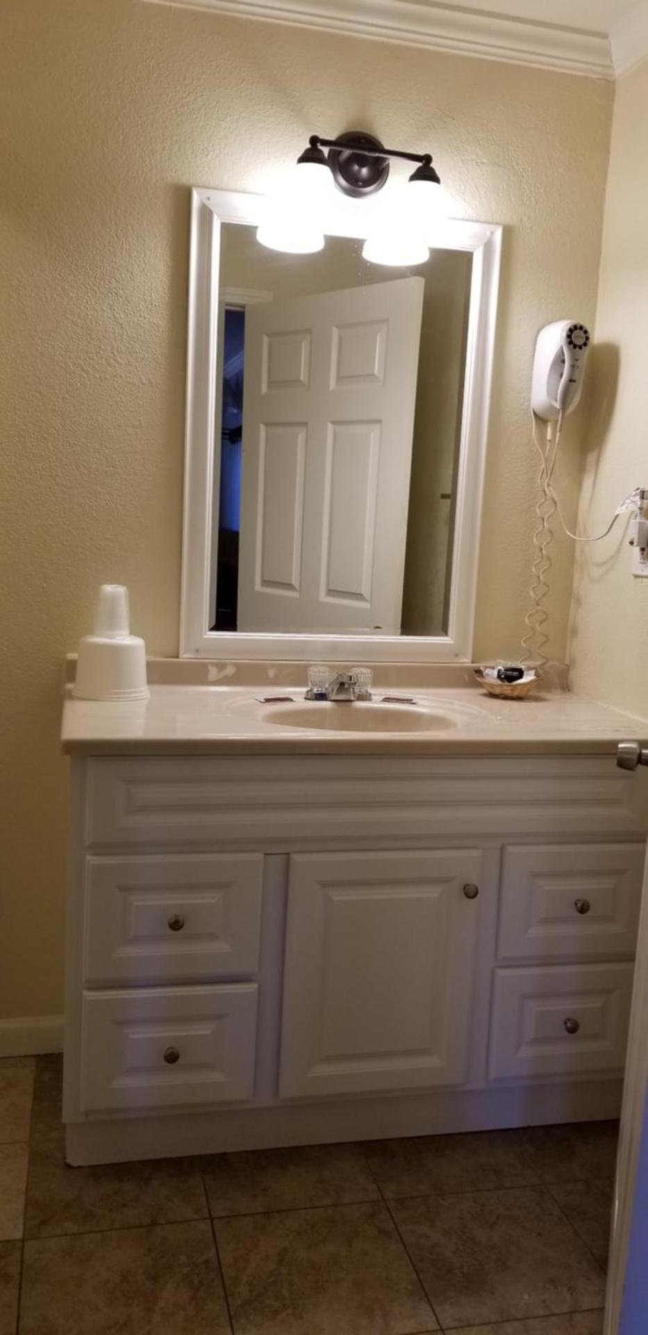 Sierra Crossing Motel