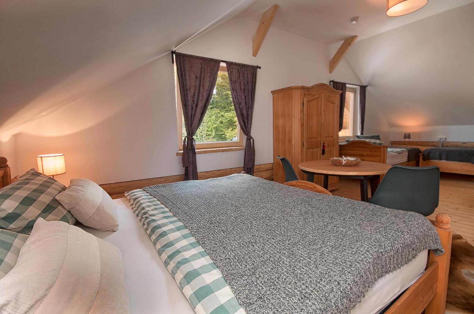 WOODS LODGE PLITVICE LAKES