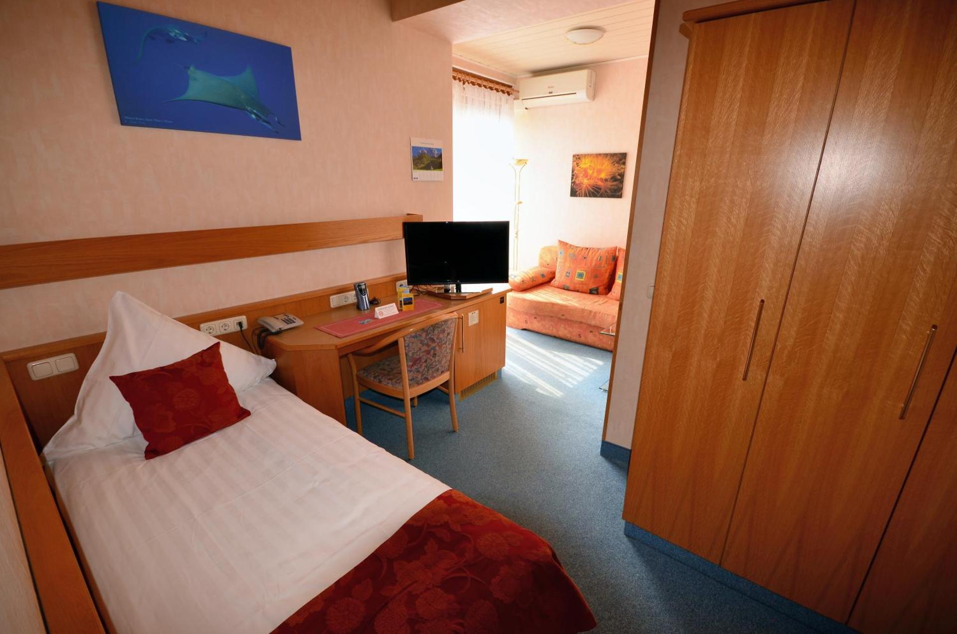 Photo of the whole room